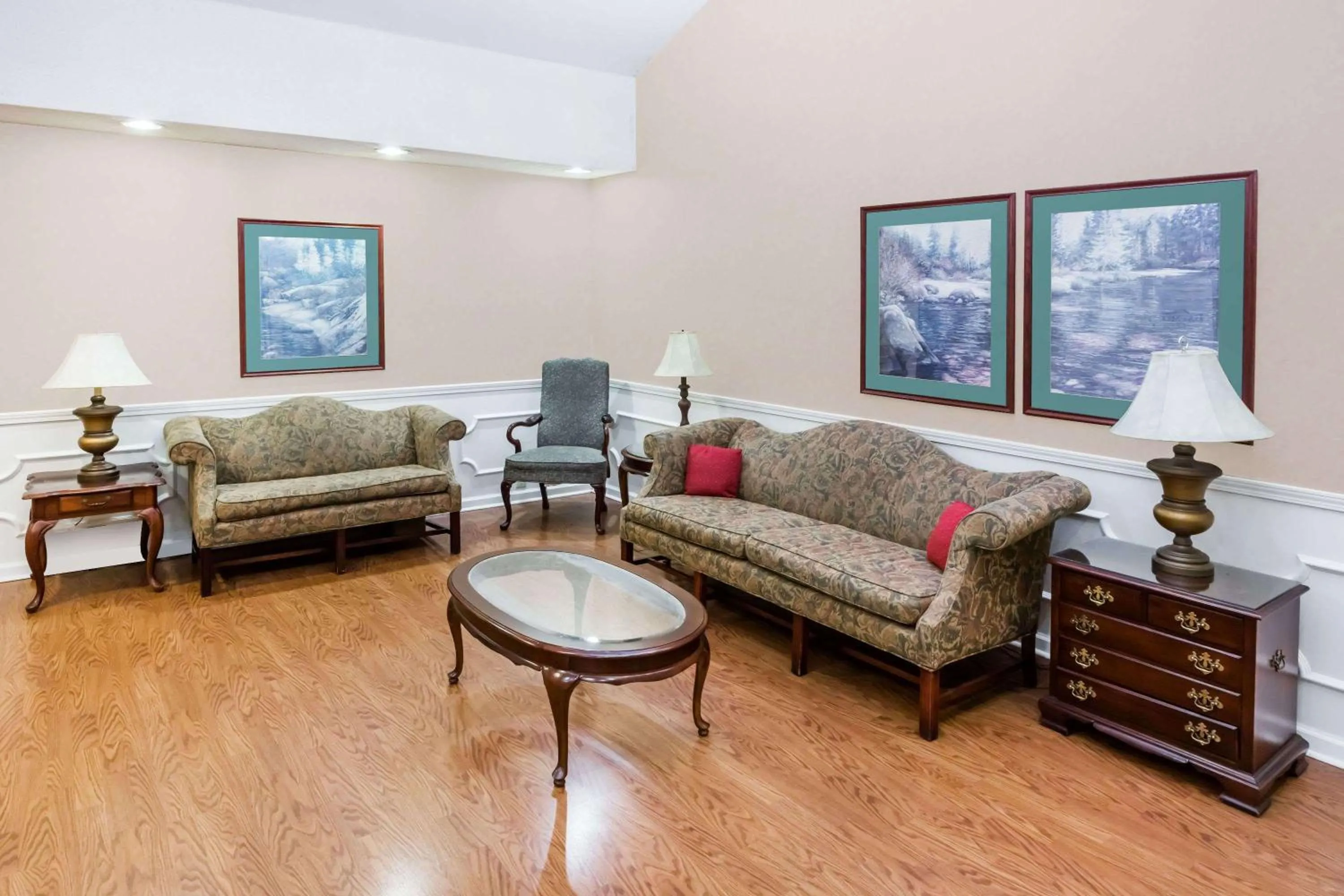 Lobby or reception in Baymont by Wyndham Grenada