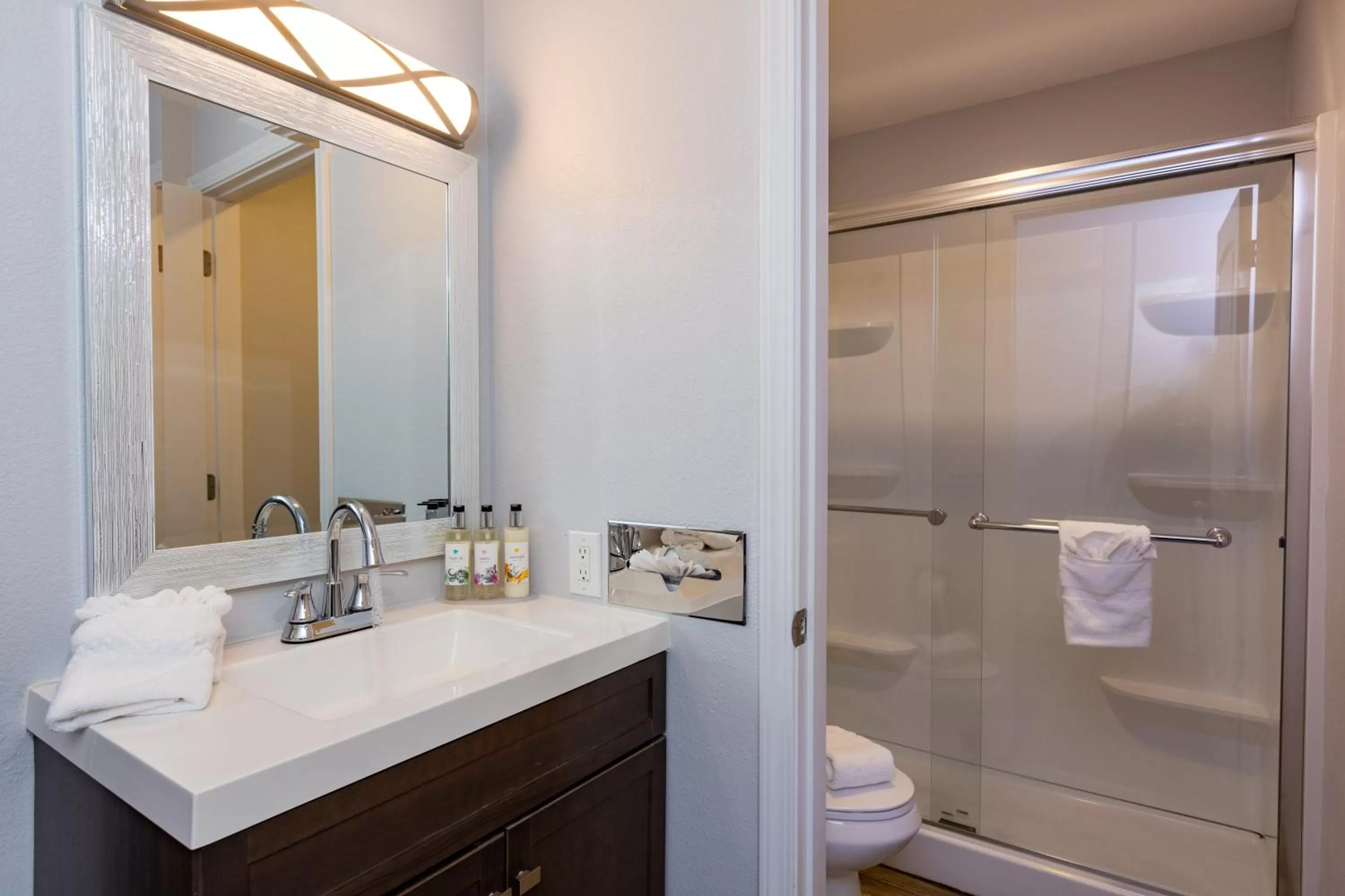 Shower in RiverWalk Inn