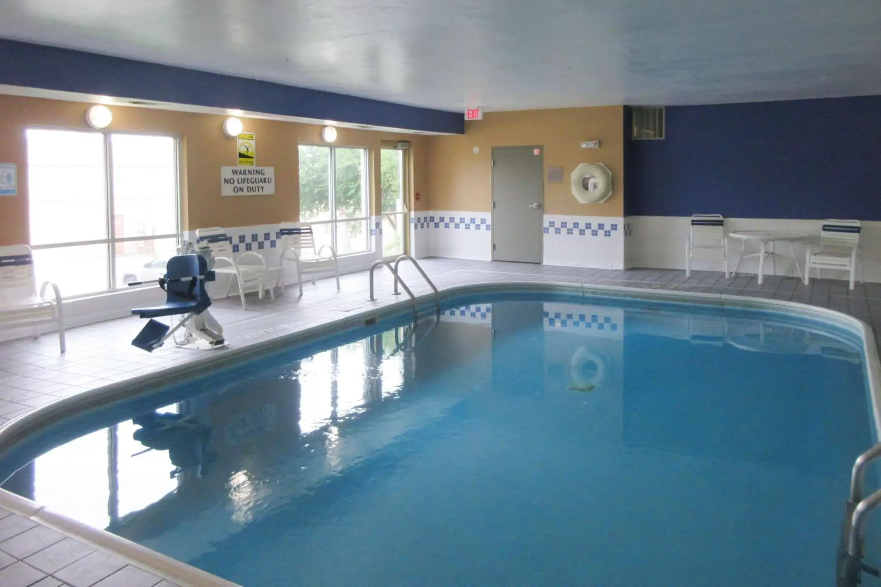 On site, Swimming Pool in Clarion Inn near Wright Patterson - Dayton