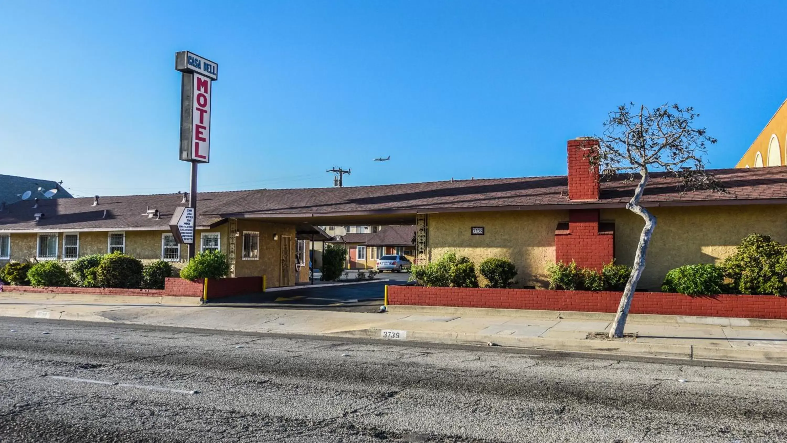 Property Building in Casa Bell Motel, Los Angeles - LAX Airport