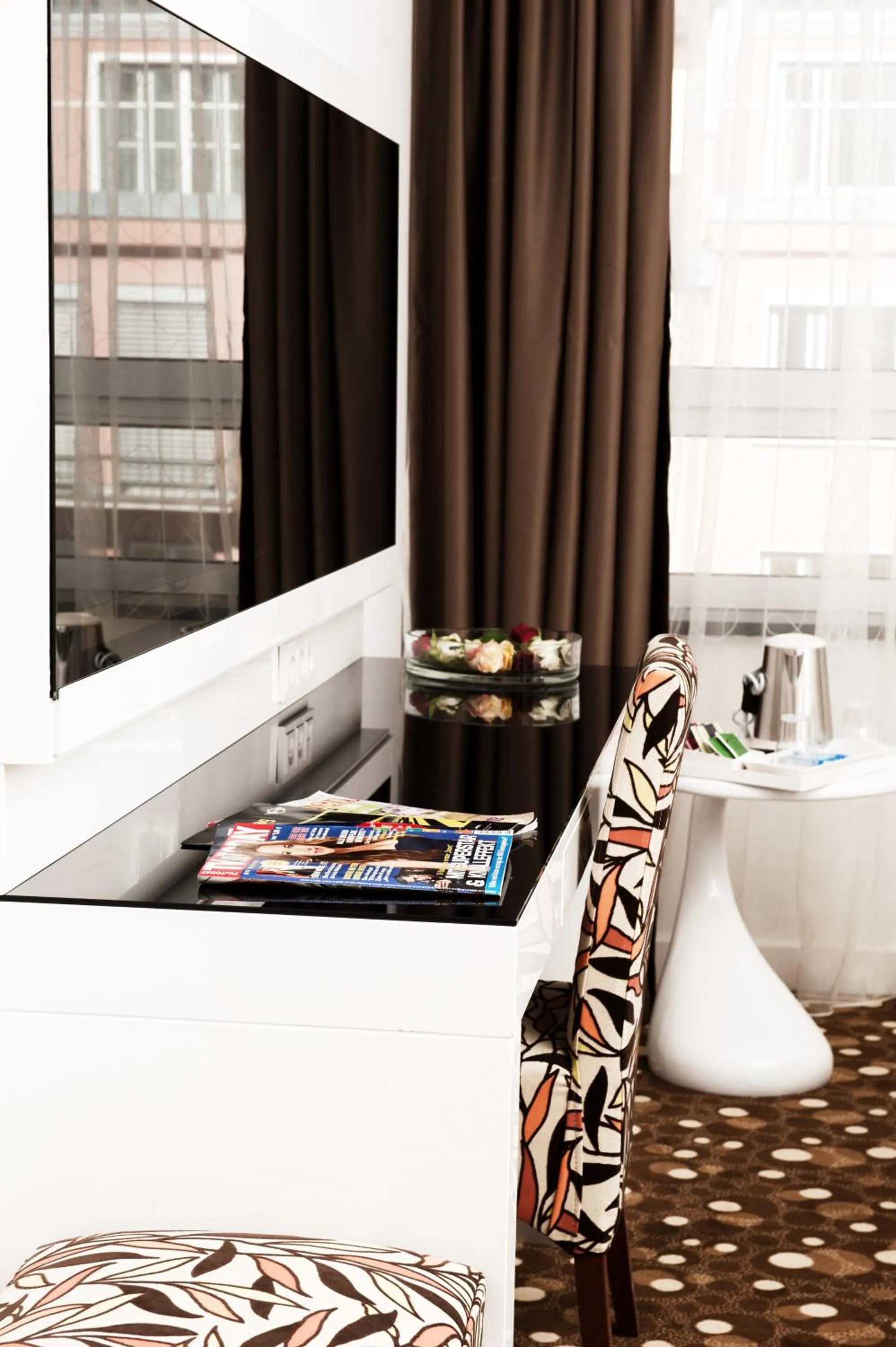 Seating area in Hotel Bayer's