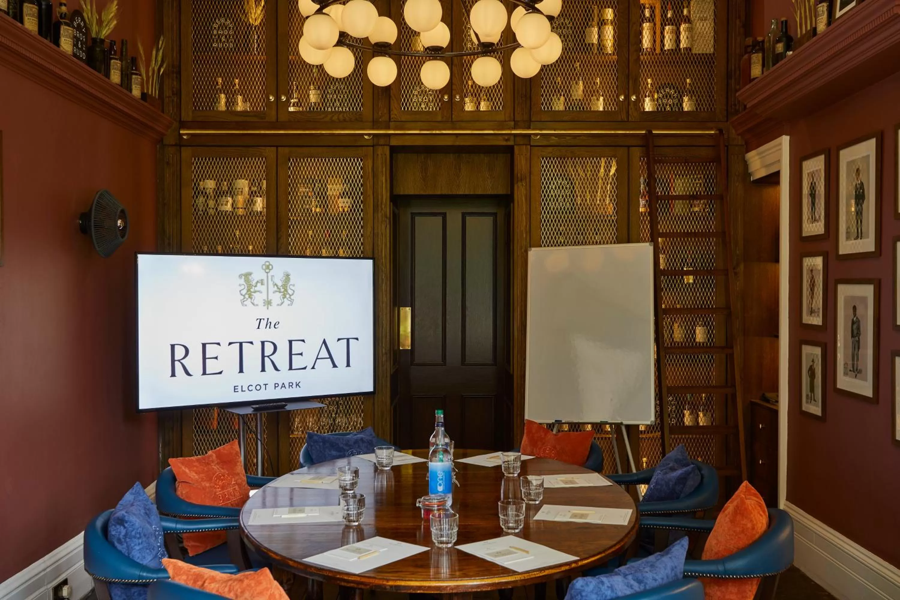 Meeting/conference room in The Retreat, Elcot Park