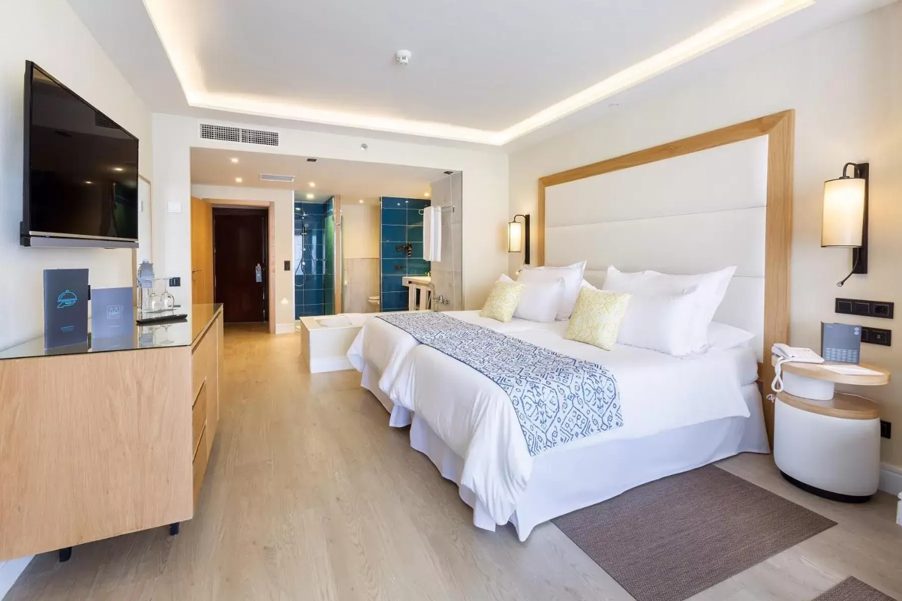 Bed in Gran Tacande Wellness & Relax Costa Adeje