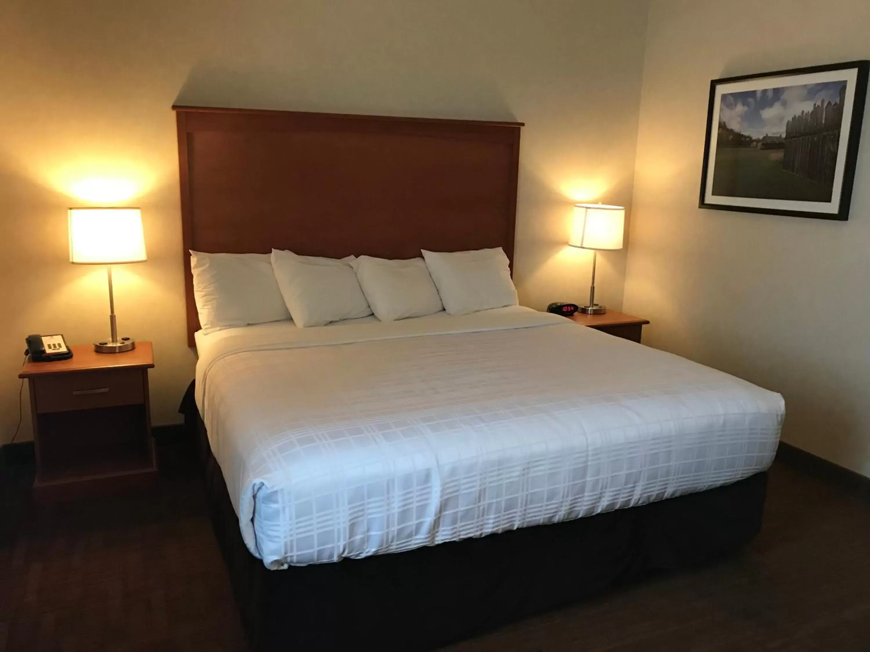 Other, Bed in Best Western Thunder Bay Crossroads