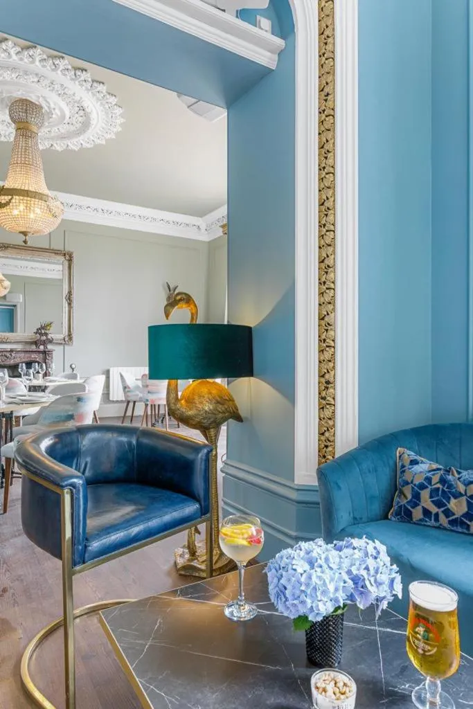 Lounge or bar in Welbeck Manor and Golf