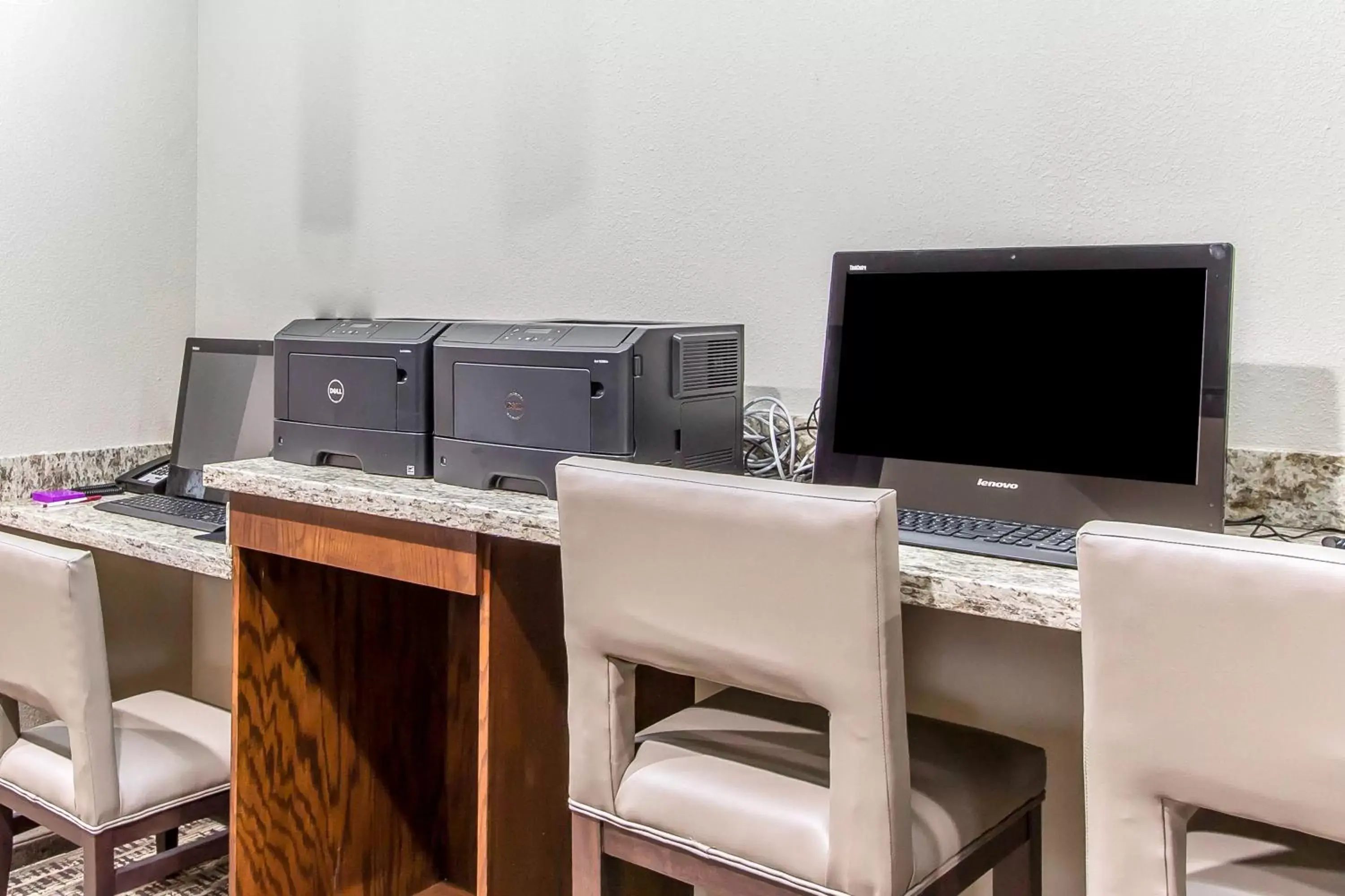 Lobby or reception in Comfort Suites West Omaha Lobby or reception in Comfort Suites West Omaha