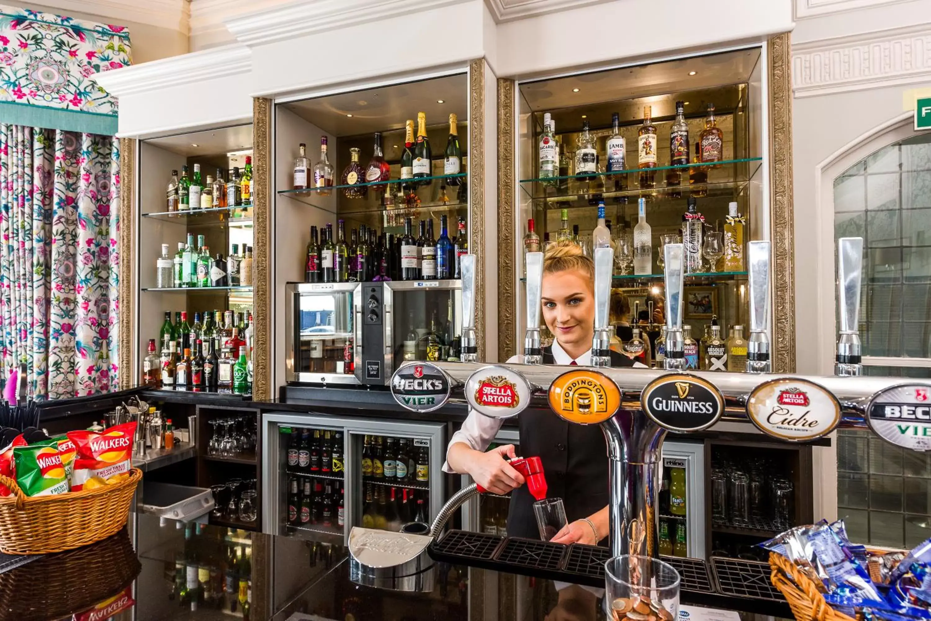 Lounge or bar, Lounge/Bar in Best Western Clifton Hotel- One of the best coastal views in Folkestone