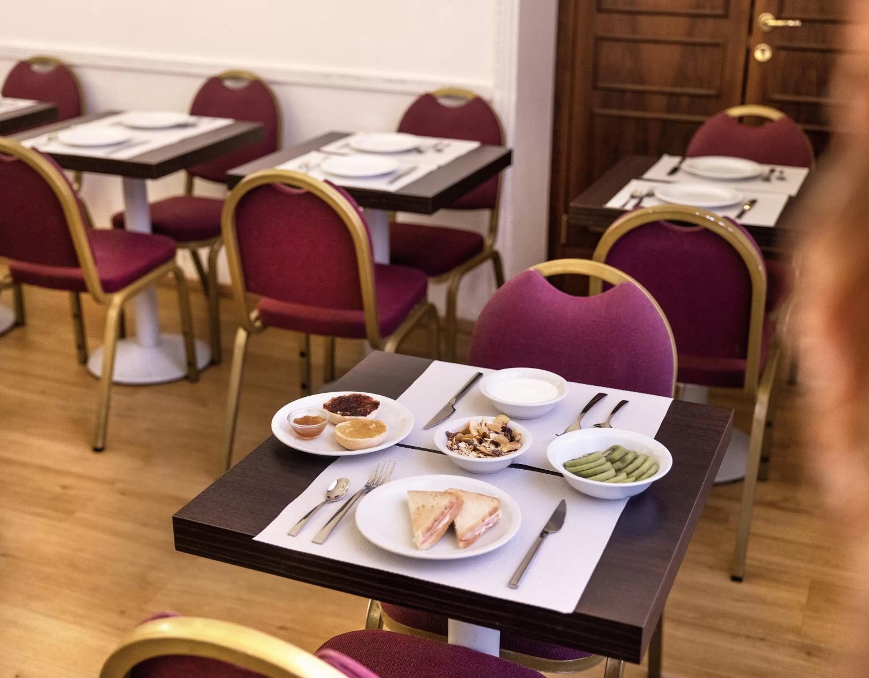 Food and drinks in Hotel Palace Bologna Centro