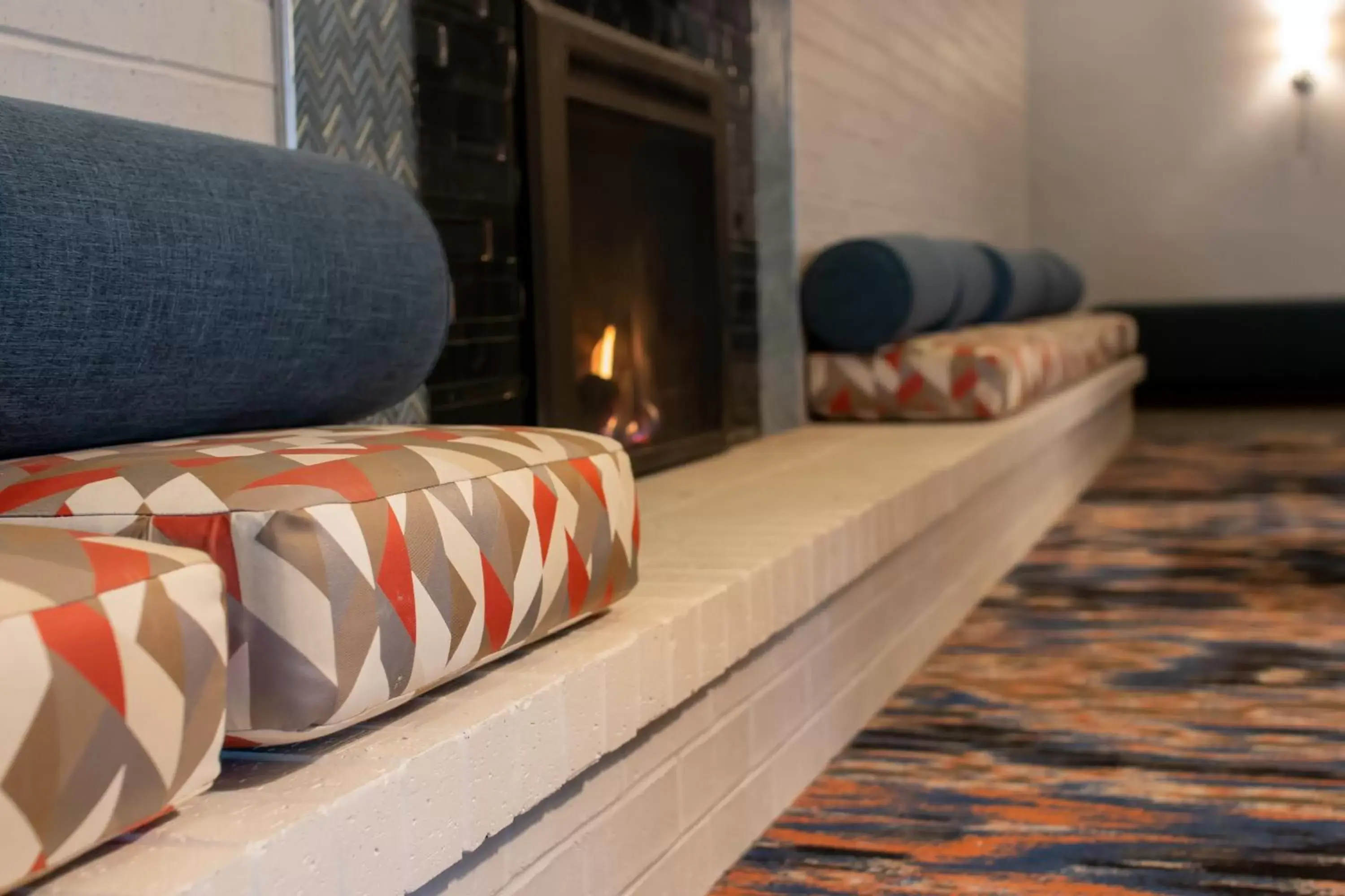 Seating area, Bed in Radisson Hotel and Conference Center Fond du Lac