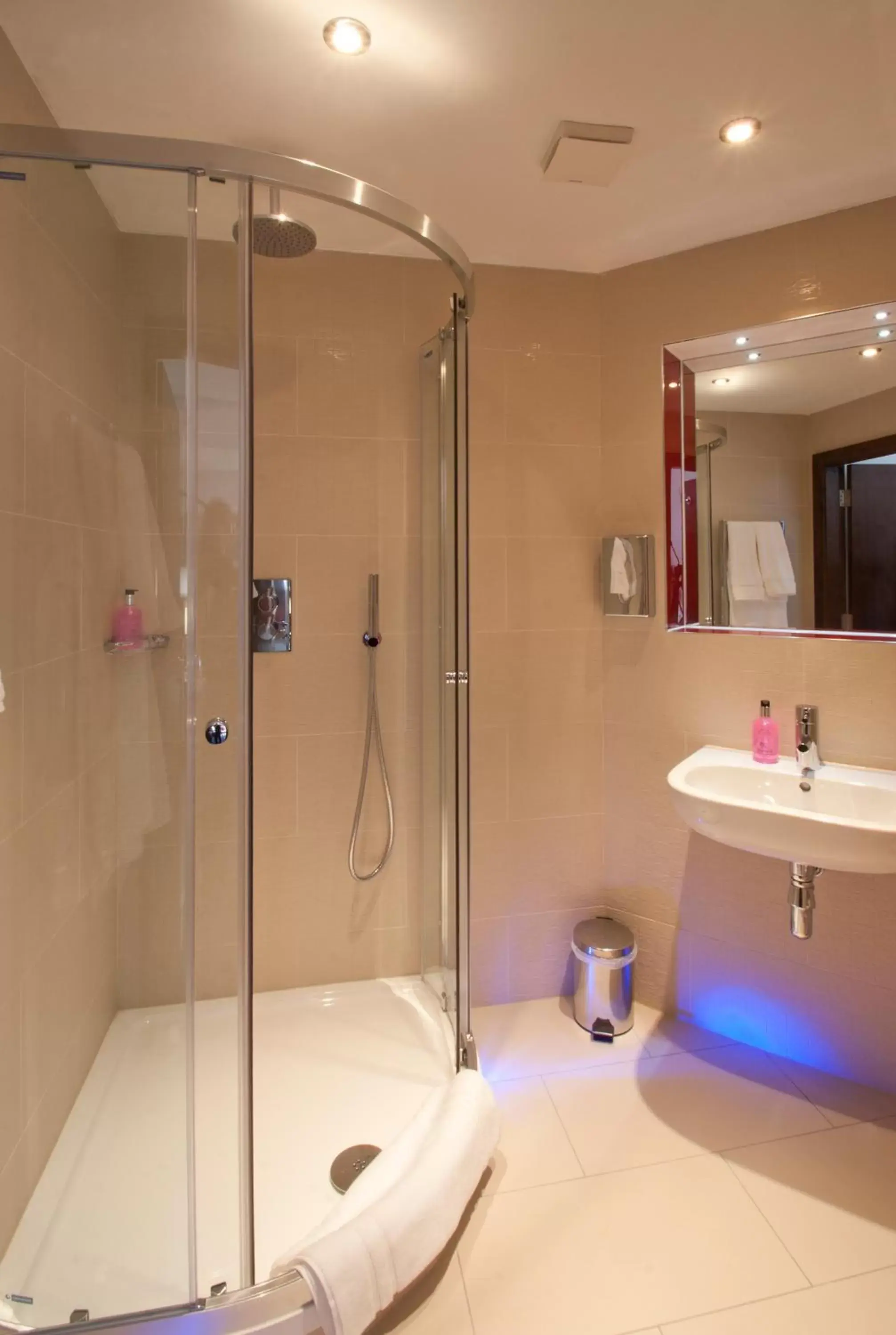 Shower, Bathroom in Seraphine Hammersmith Hotel