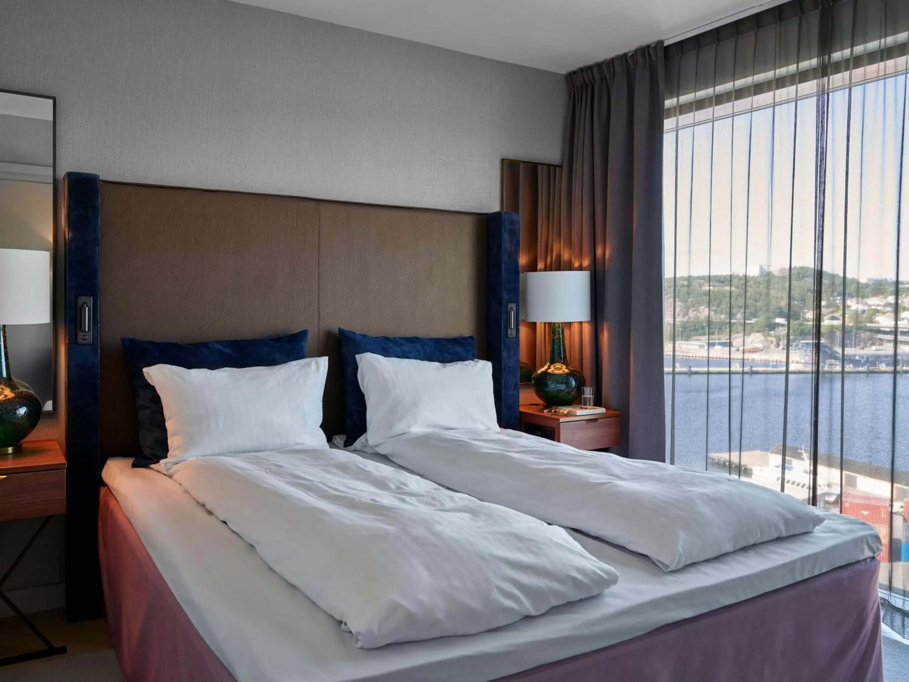 Photo of the whole room, Bed in Radisson Blu Caledonien Hotel, Kristiansand