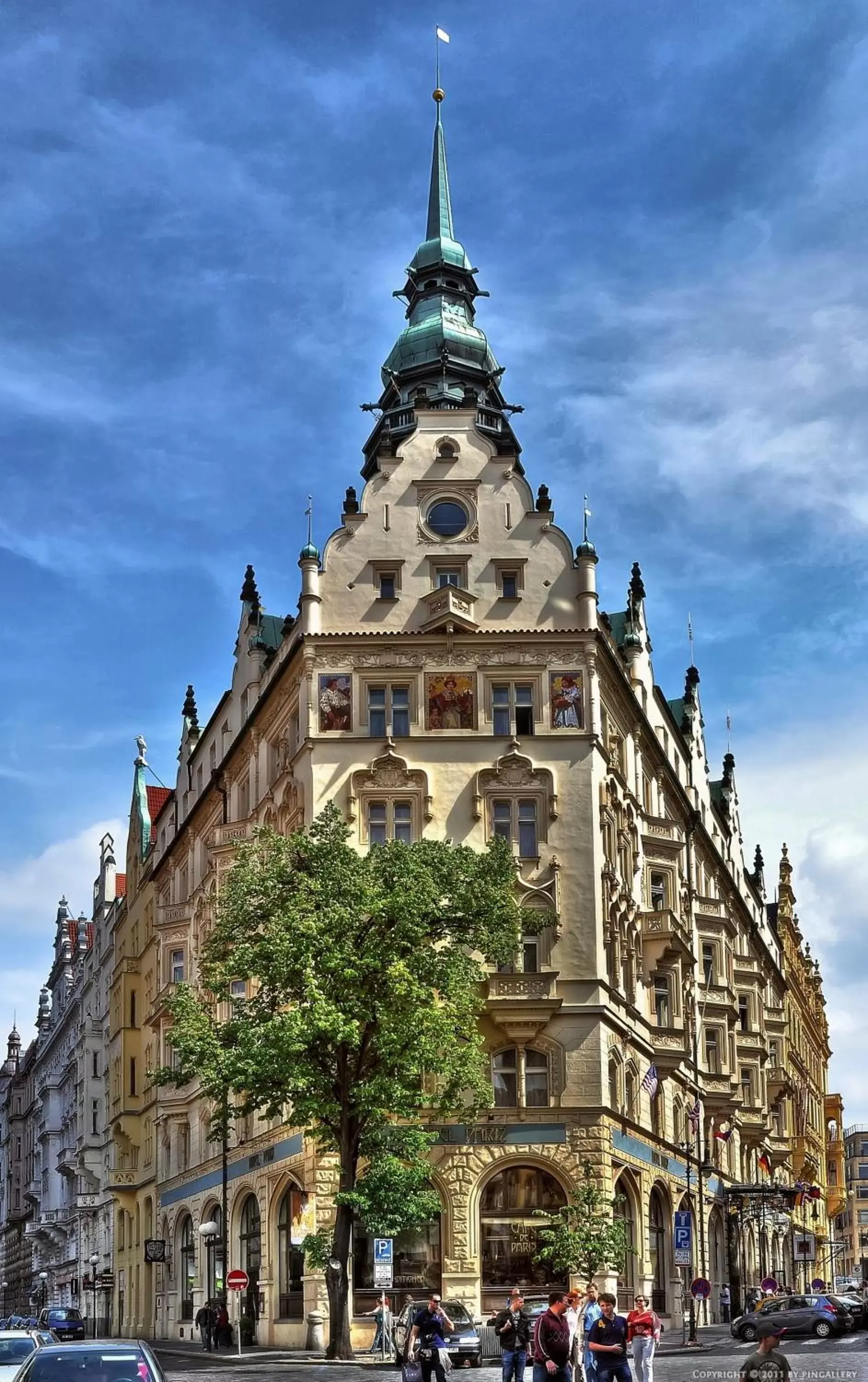 Facade/entrance, Property Building in Hotel Paris Prague