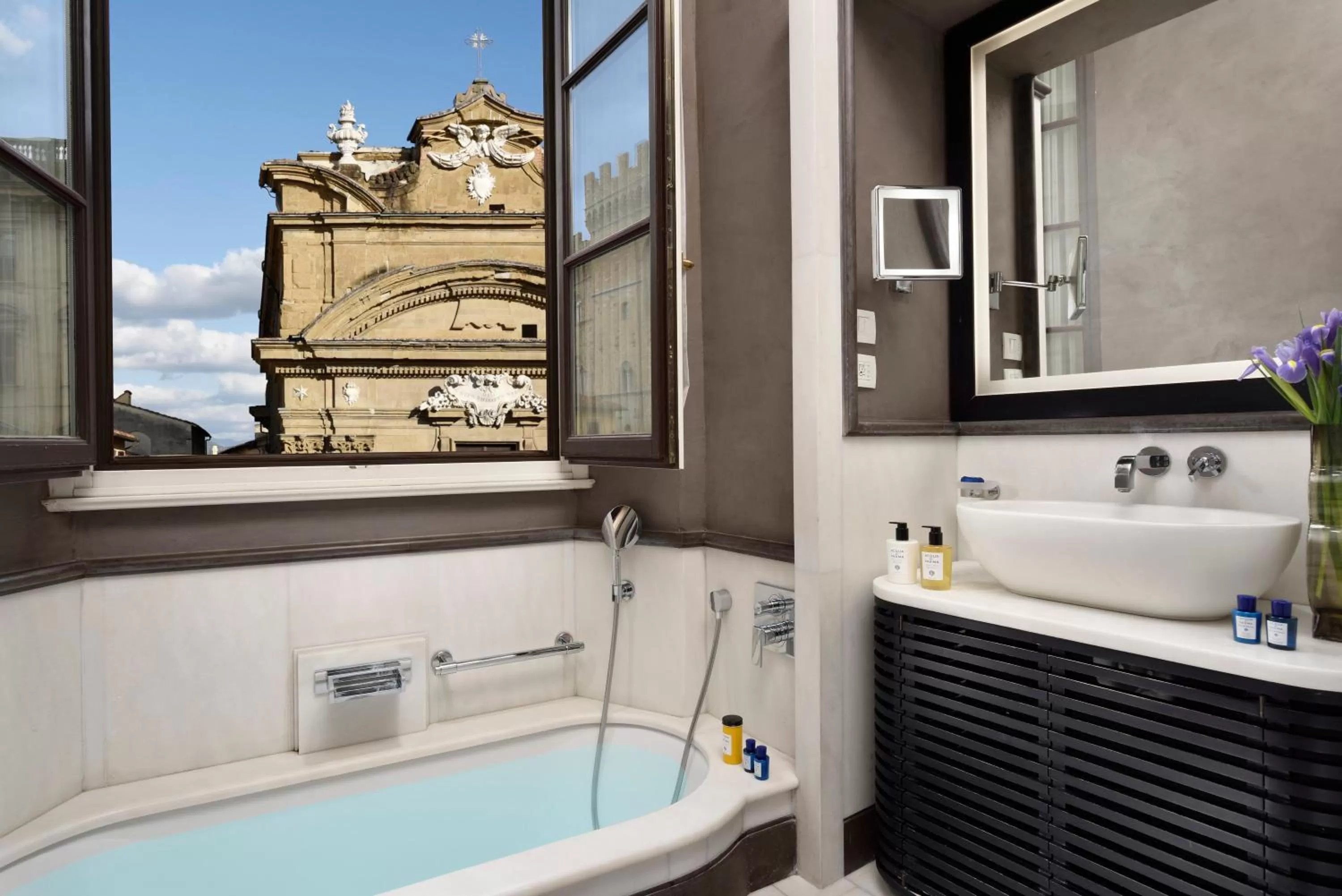 Bathroom in San Firenze Suites & Spa
