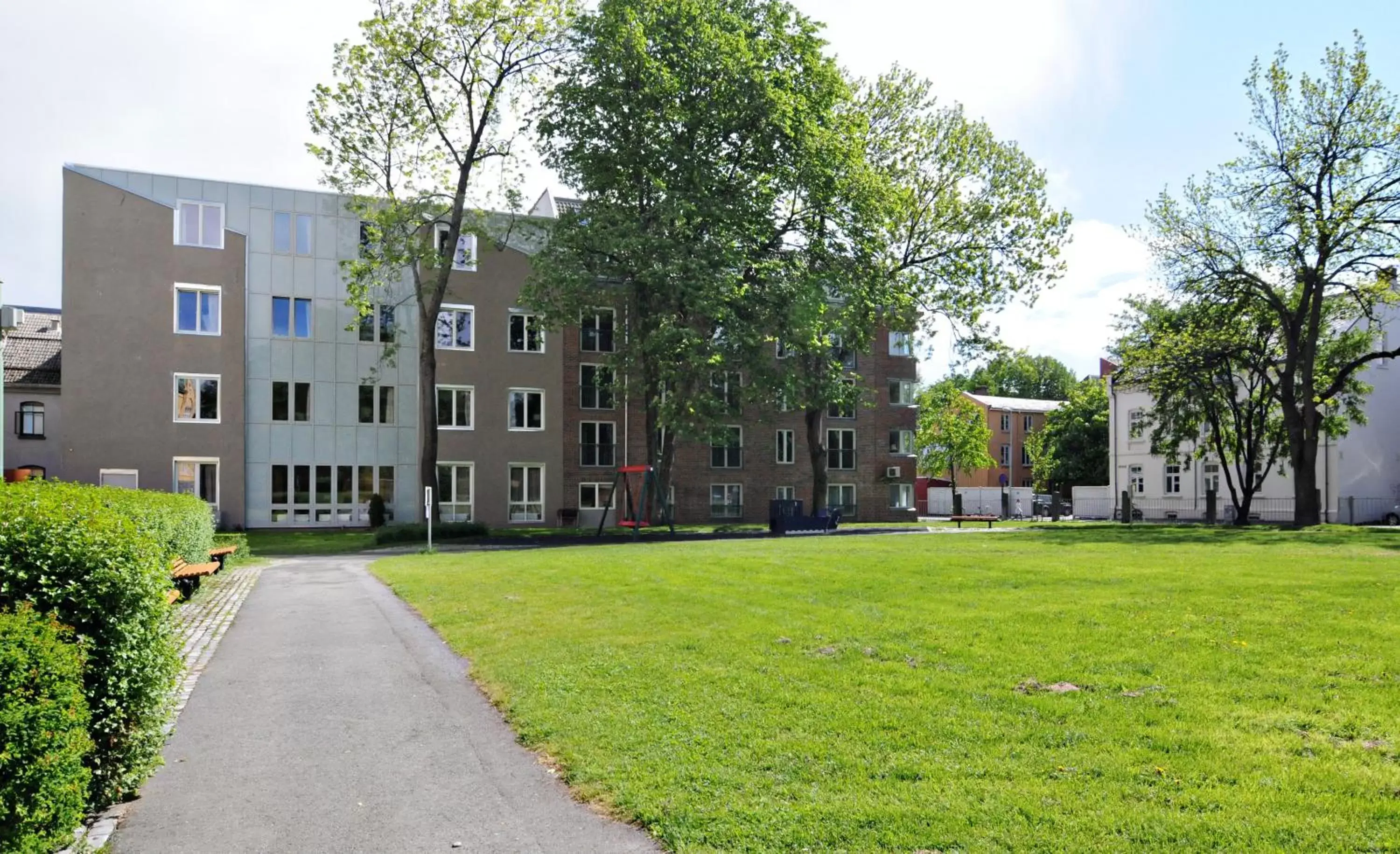 Quiet street view, Property Building in Comfort Hotel Park