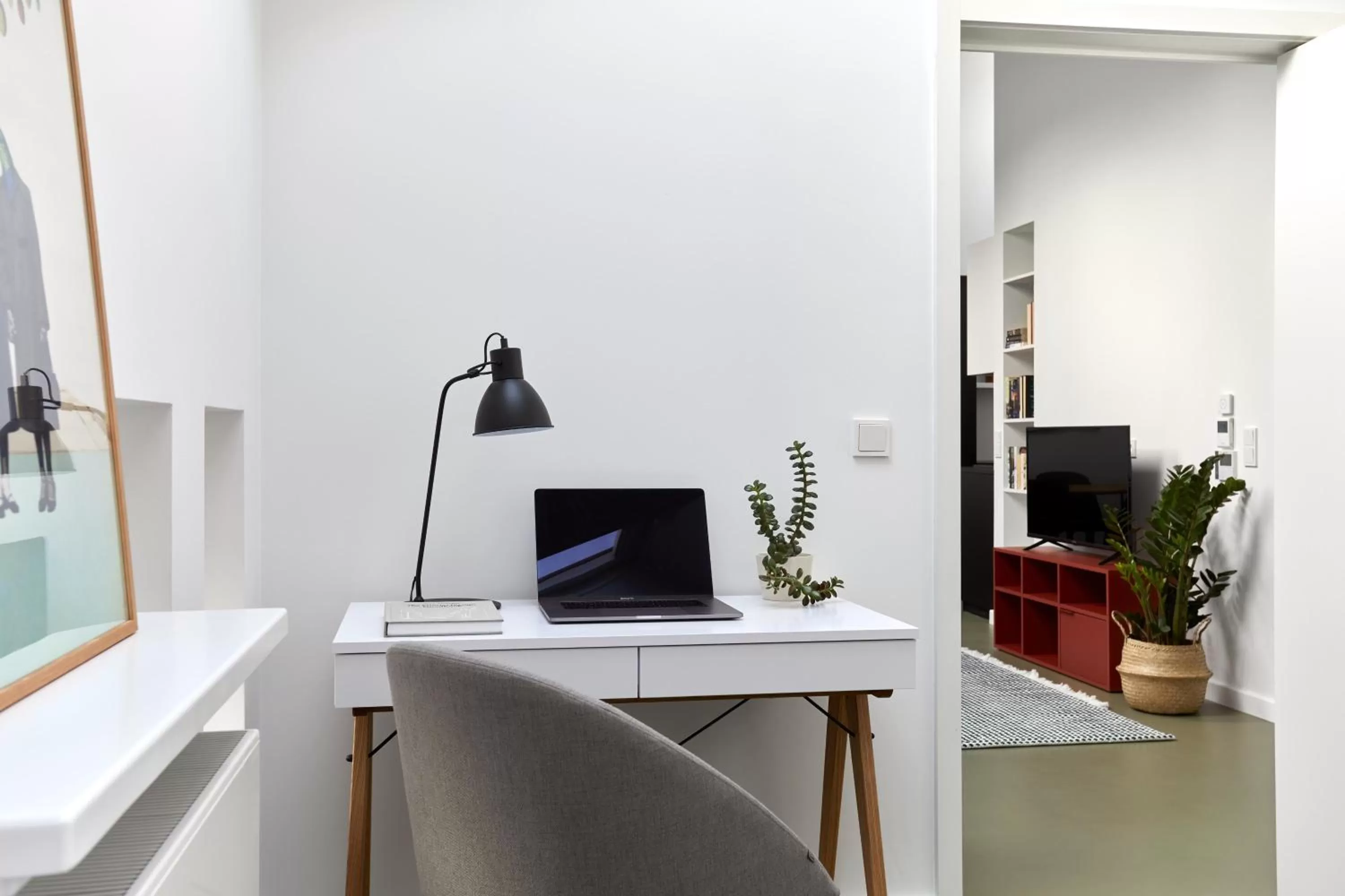 TV and multimedia in PLANTONIA Aparthotel