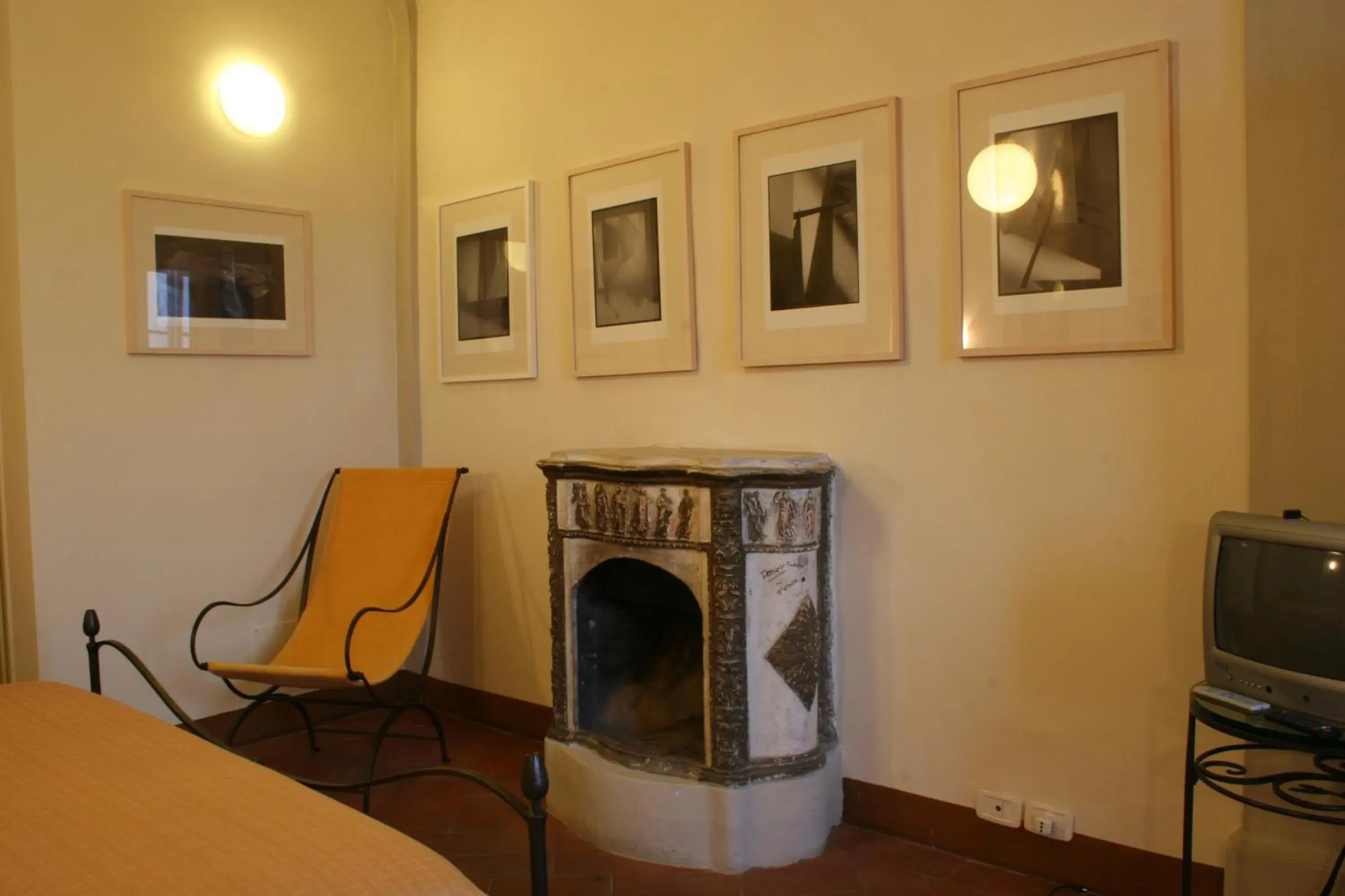 Decorative detail, BBQ Facilities in Albergo San Lorenzo