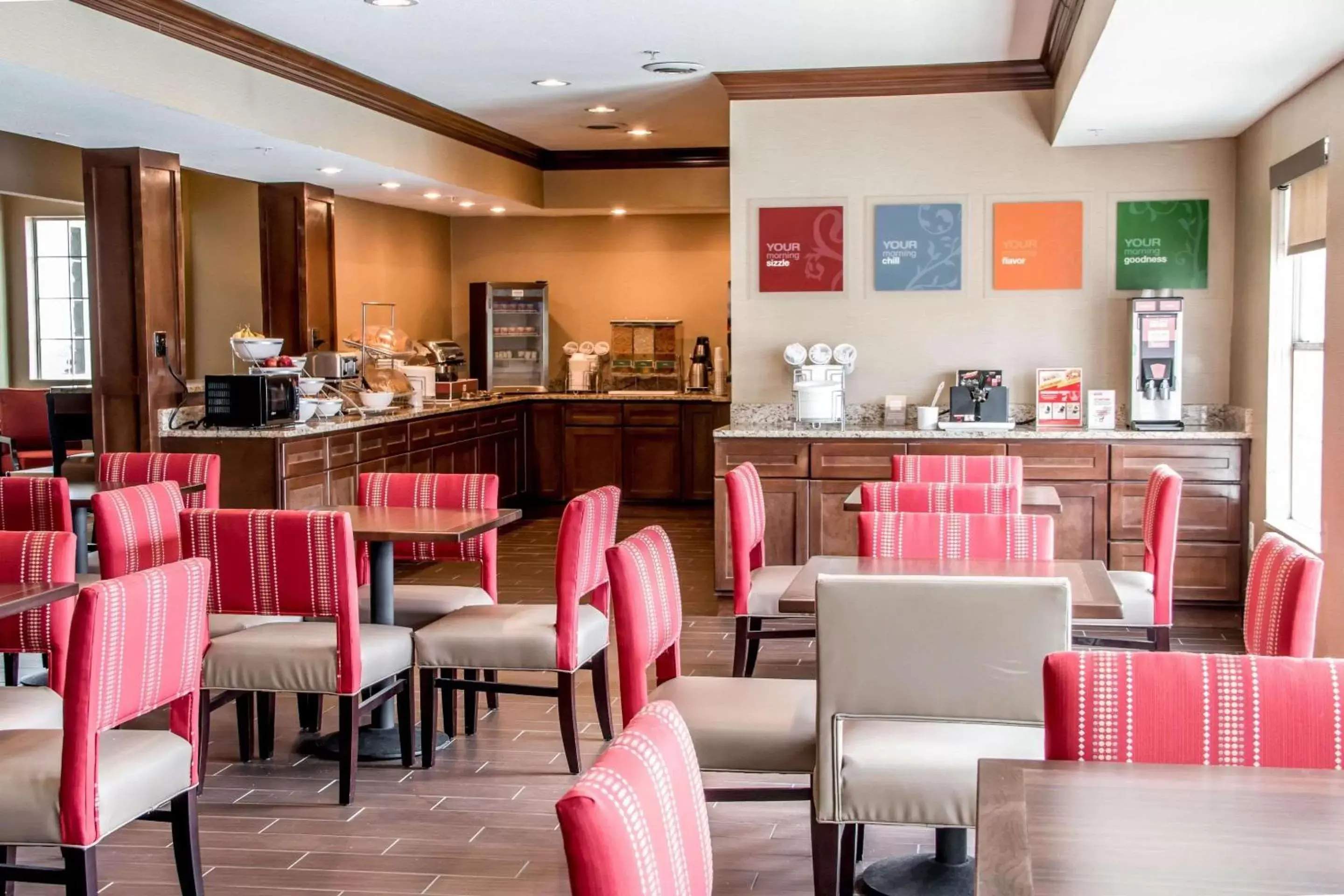 Restaurant/Places to Eat in Comfort Suites New Braunfels