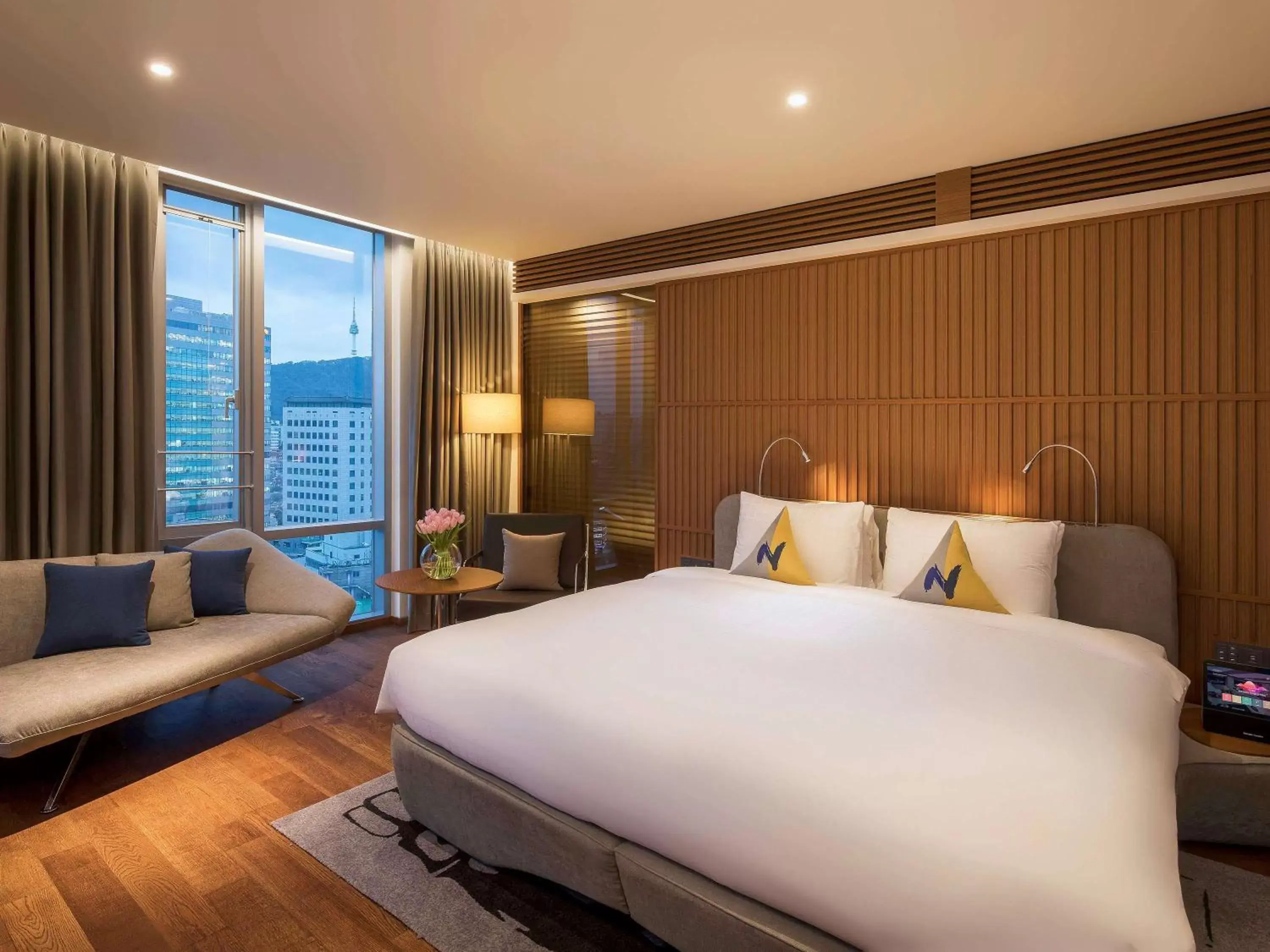 Bedroom in Novotel Ambassador Seoul Dongdaemun Hotels & Residences
