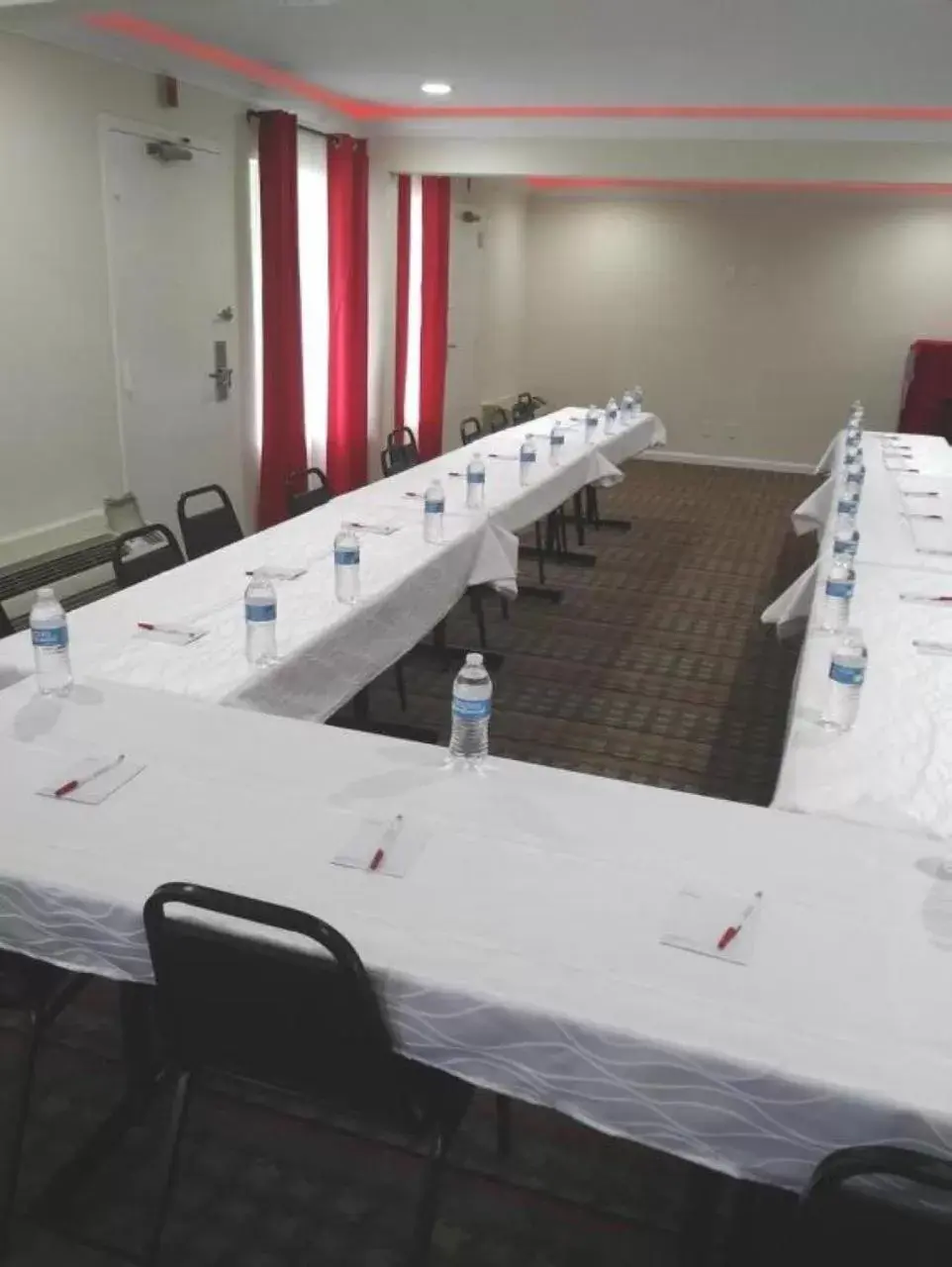 Meeting/conference room in Clarion Pointe - Greensboro Coliseum Area