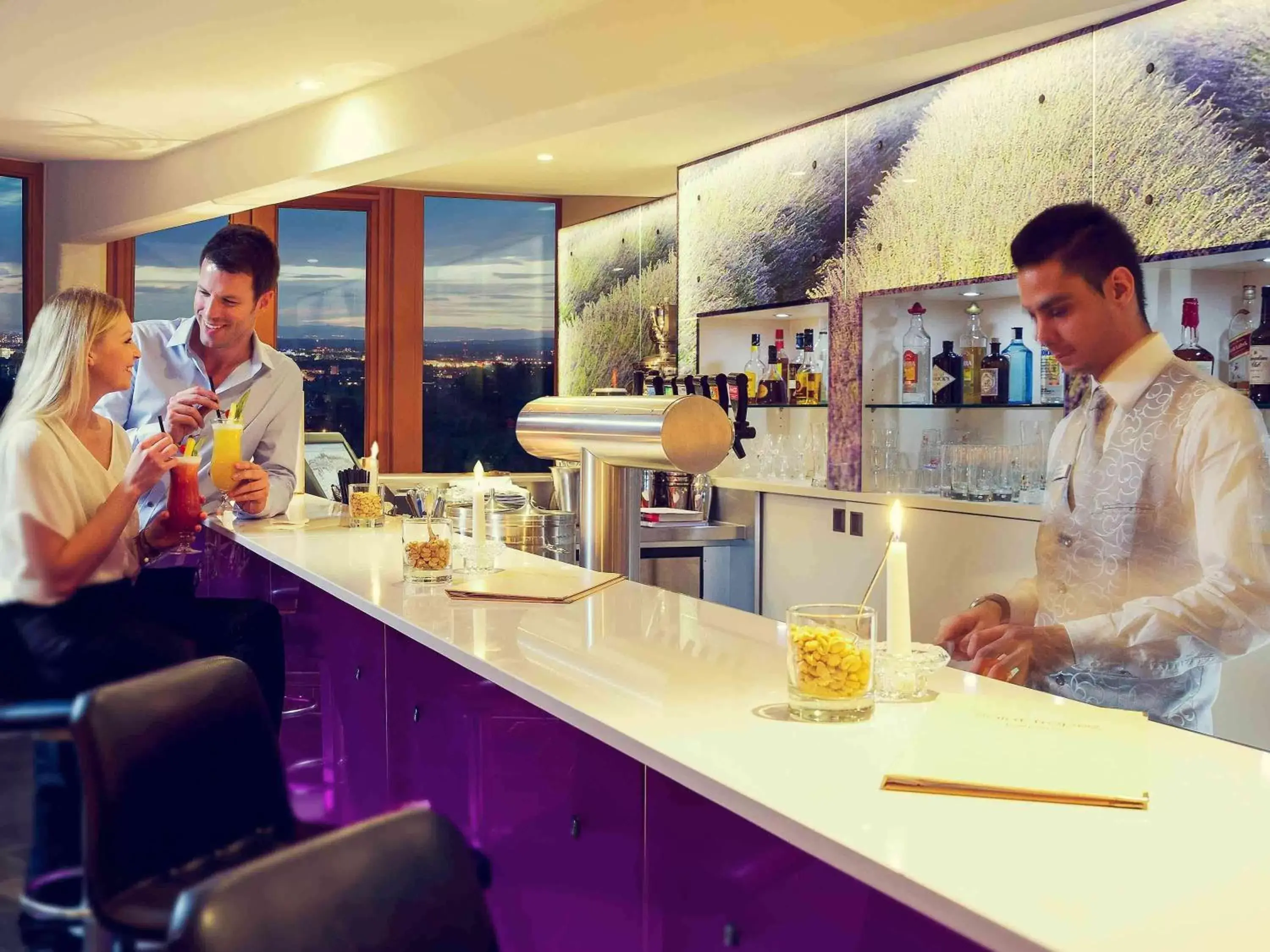 Lounge or bar in Mercure Hotel Panorama Freiburg