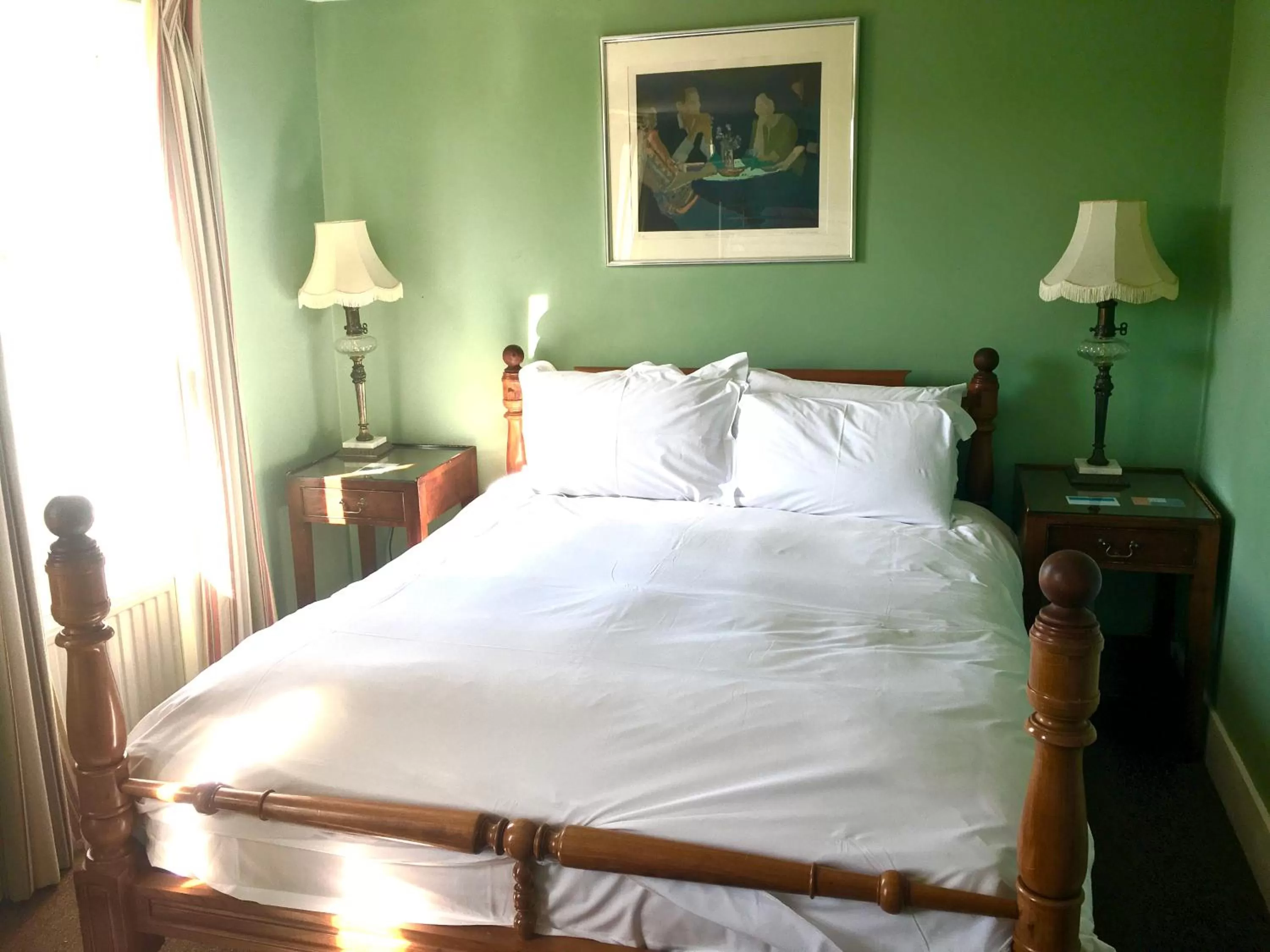 Quadruple Room with Shower in The Royal Harbour Hotel