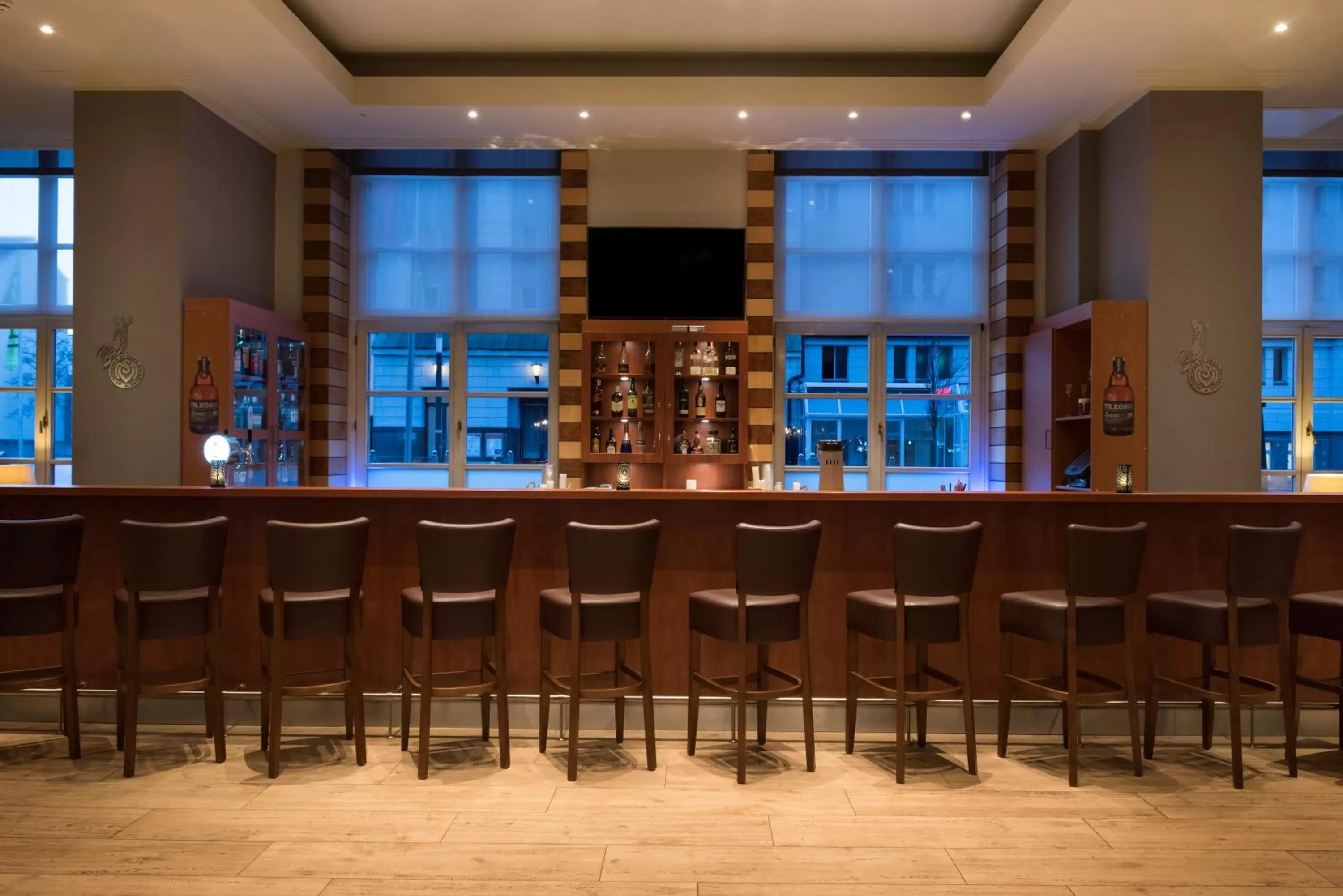 Lounge or bar in Wyndham Duisburger Hof