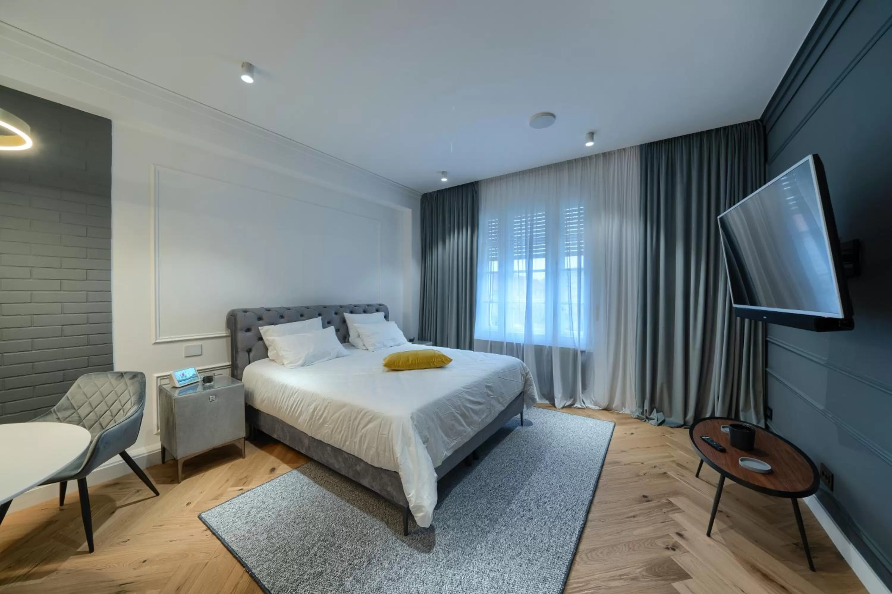 Photo of the whole room in Elysium Residence