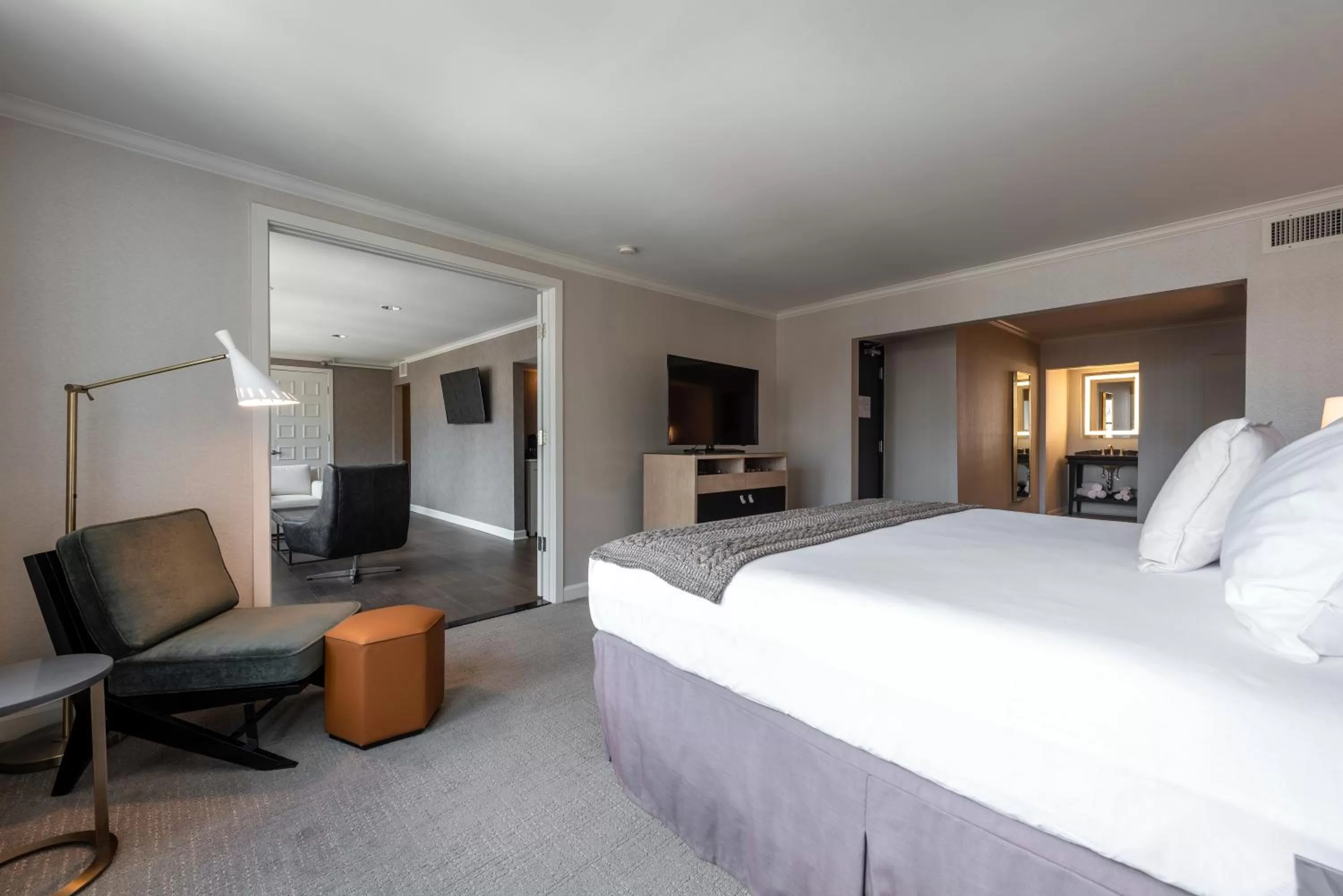 Bed in Claridge House Chicago, Tapestry Collection by Hilton