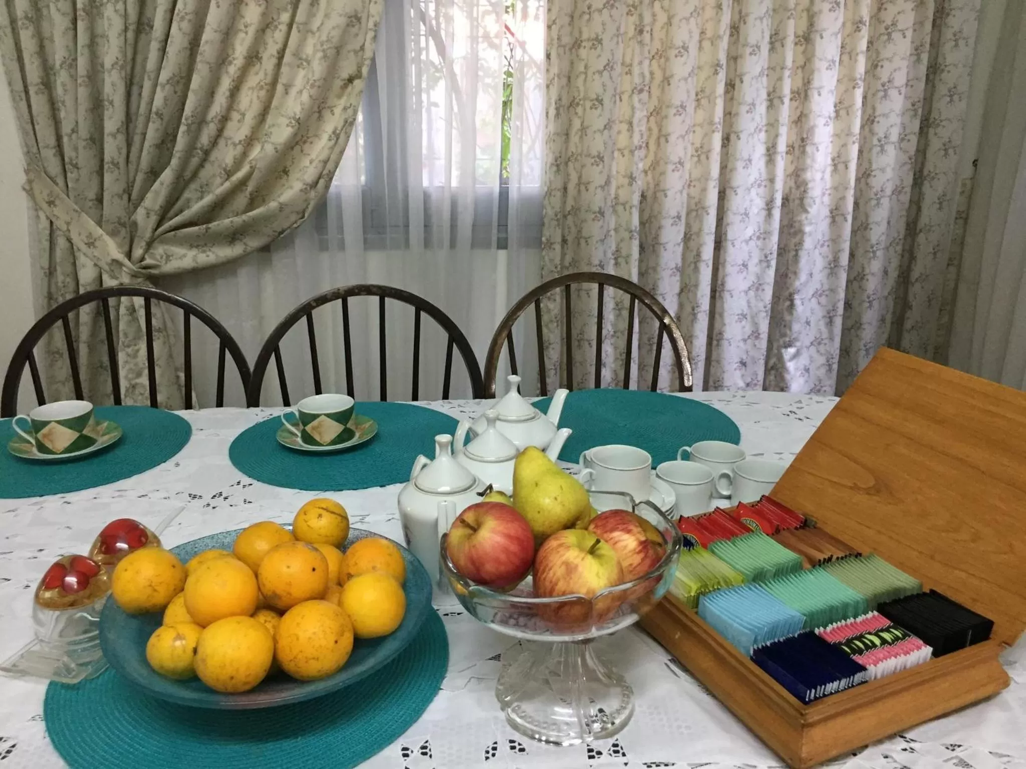 Breakfast in Granados