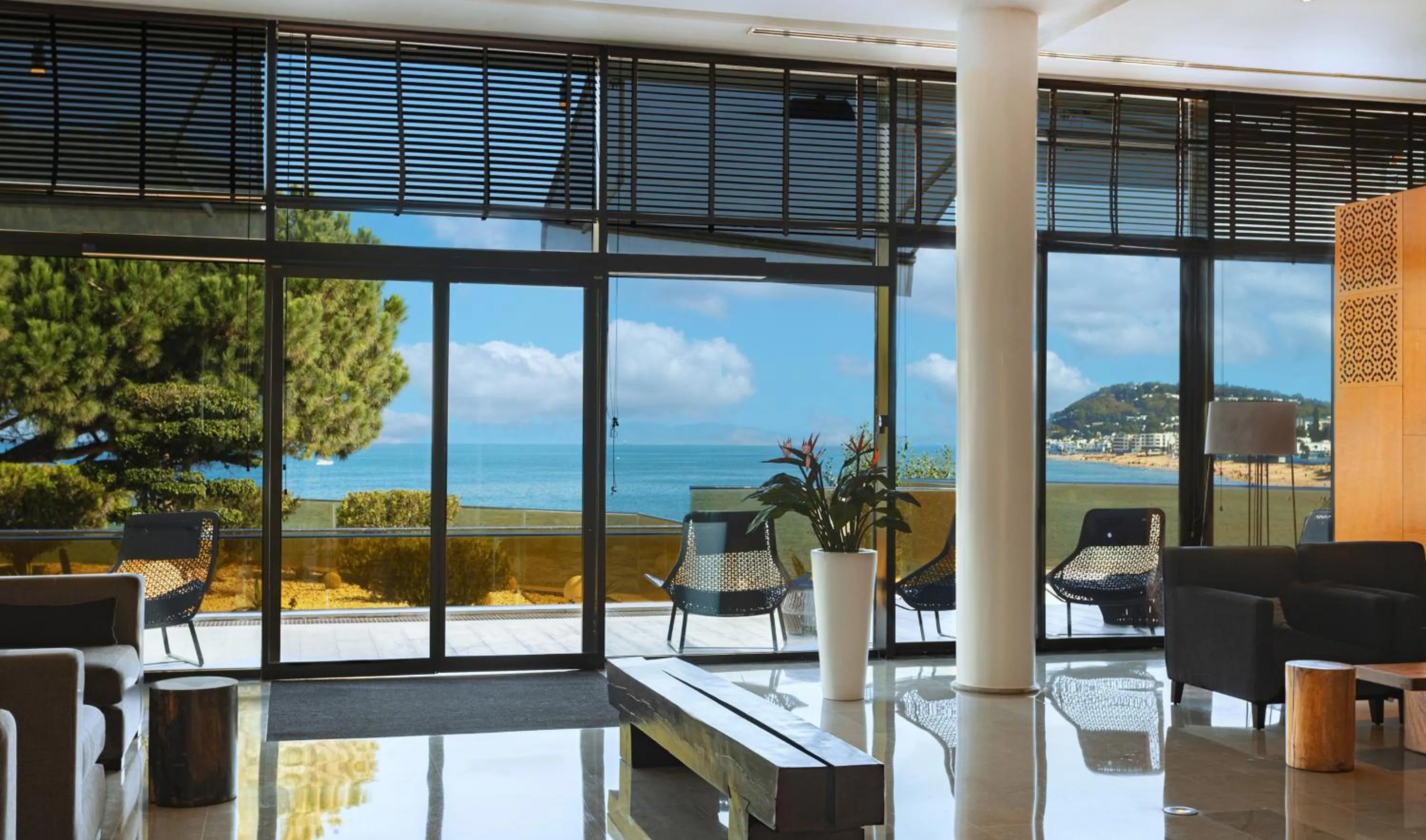 Patio in Mövenpick Hotel Gammarth Tunis