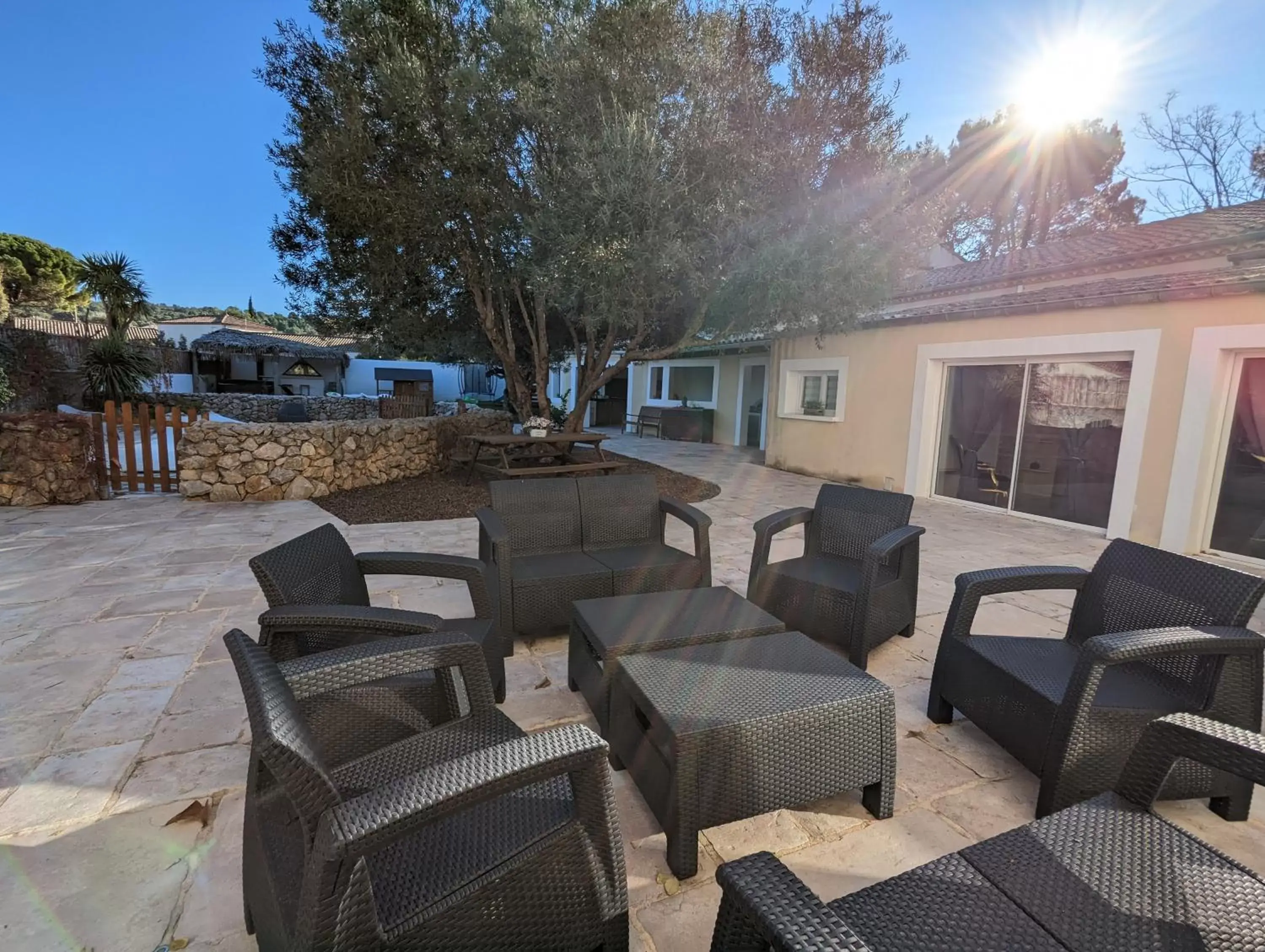 Patio in La villa de Fleury