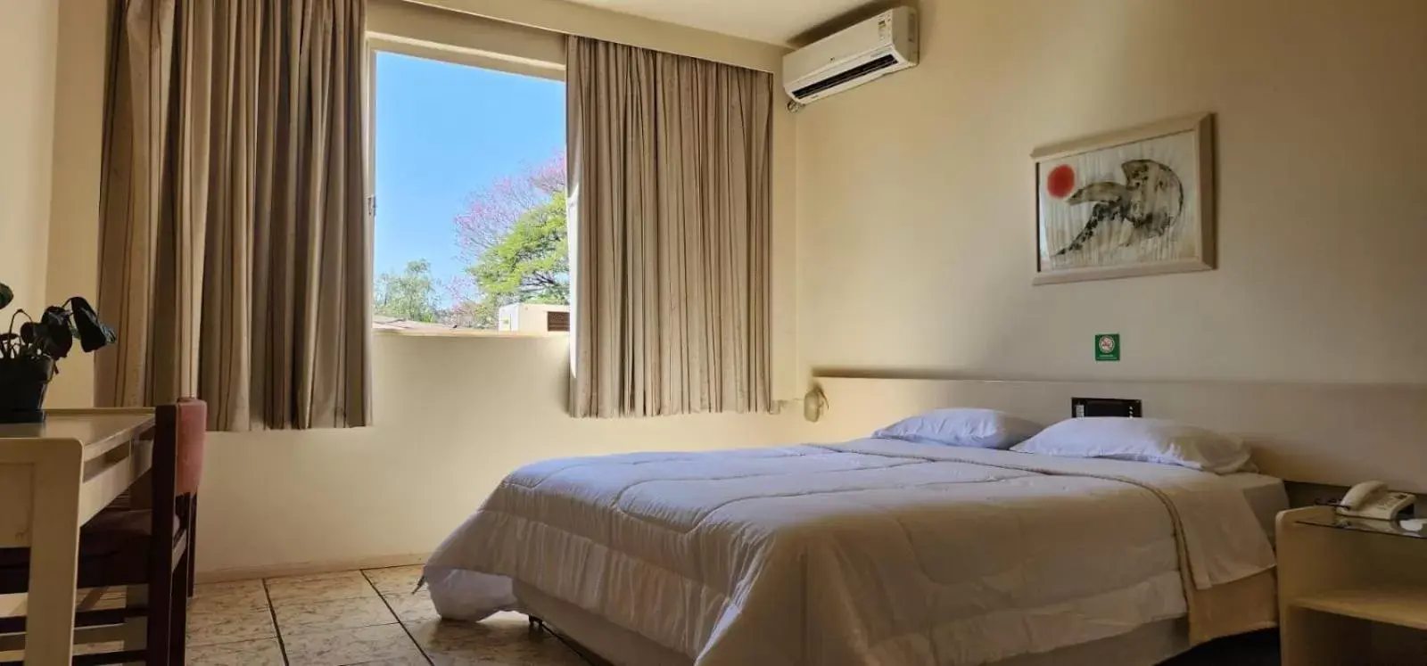 Bed in GoldMen Business Londrina Bed in GoldMen Business Londrina