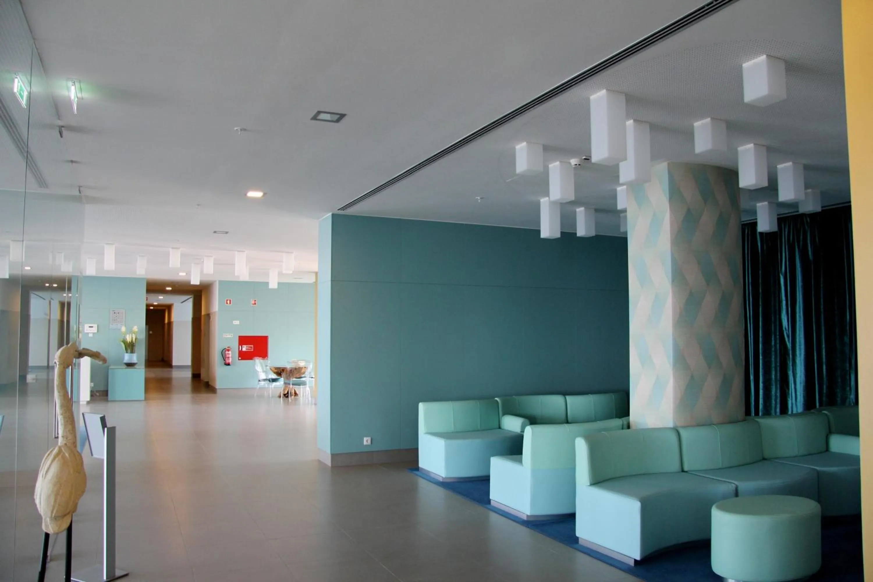Lobby or reception in INATEL Albufeira