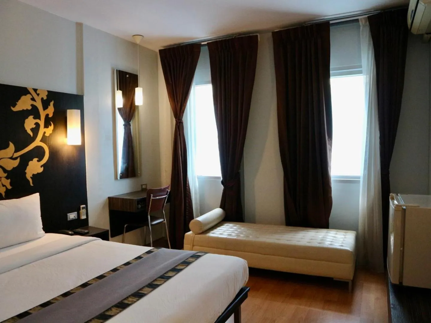 Bedroom, Bed in Swana Bangkok Hotel