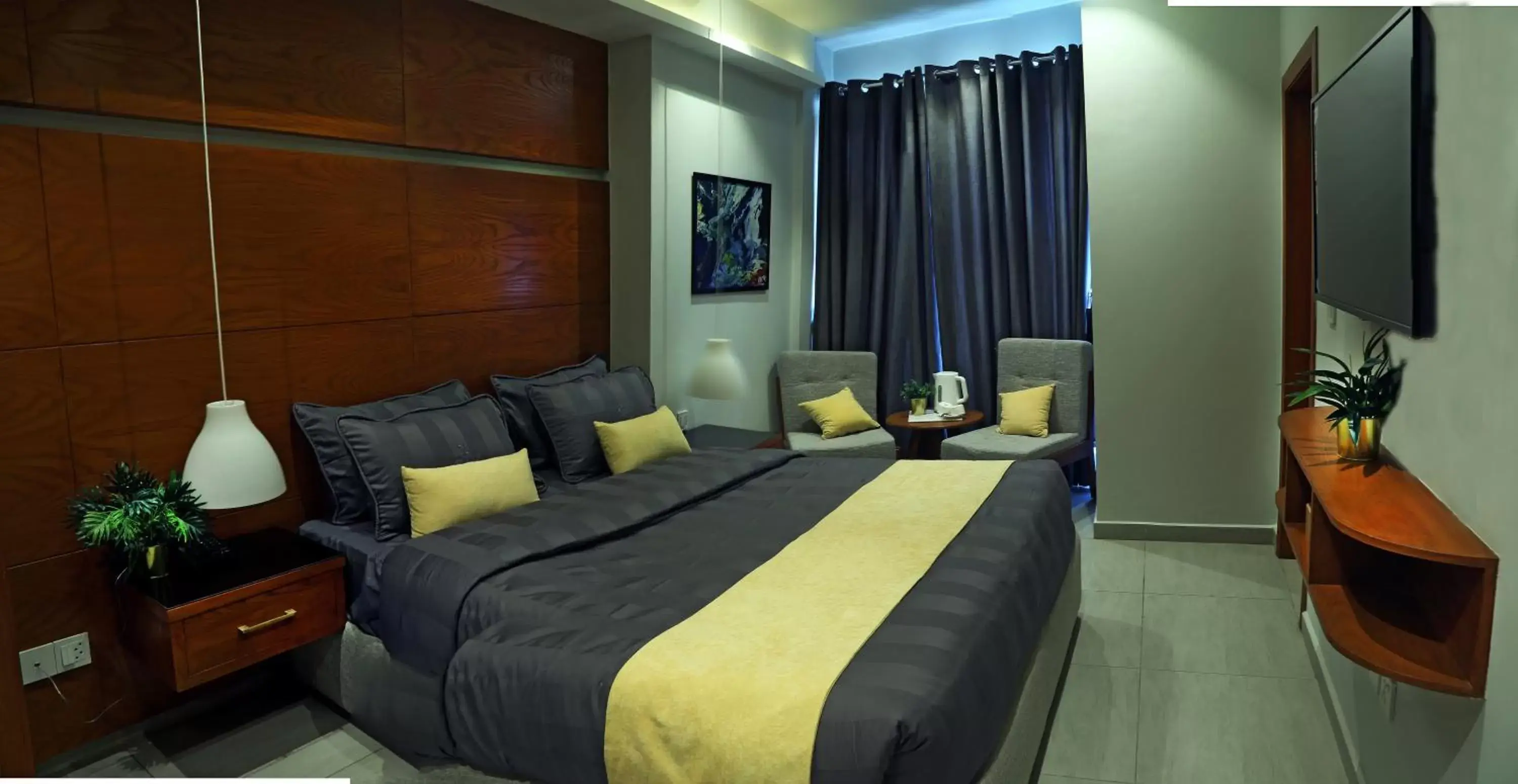Restaurant/places to eat, Bed in Space Express Restaurant/places to eat, Bed in Space Express