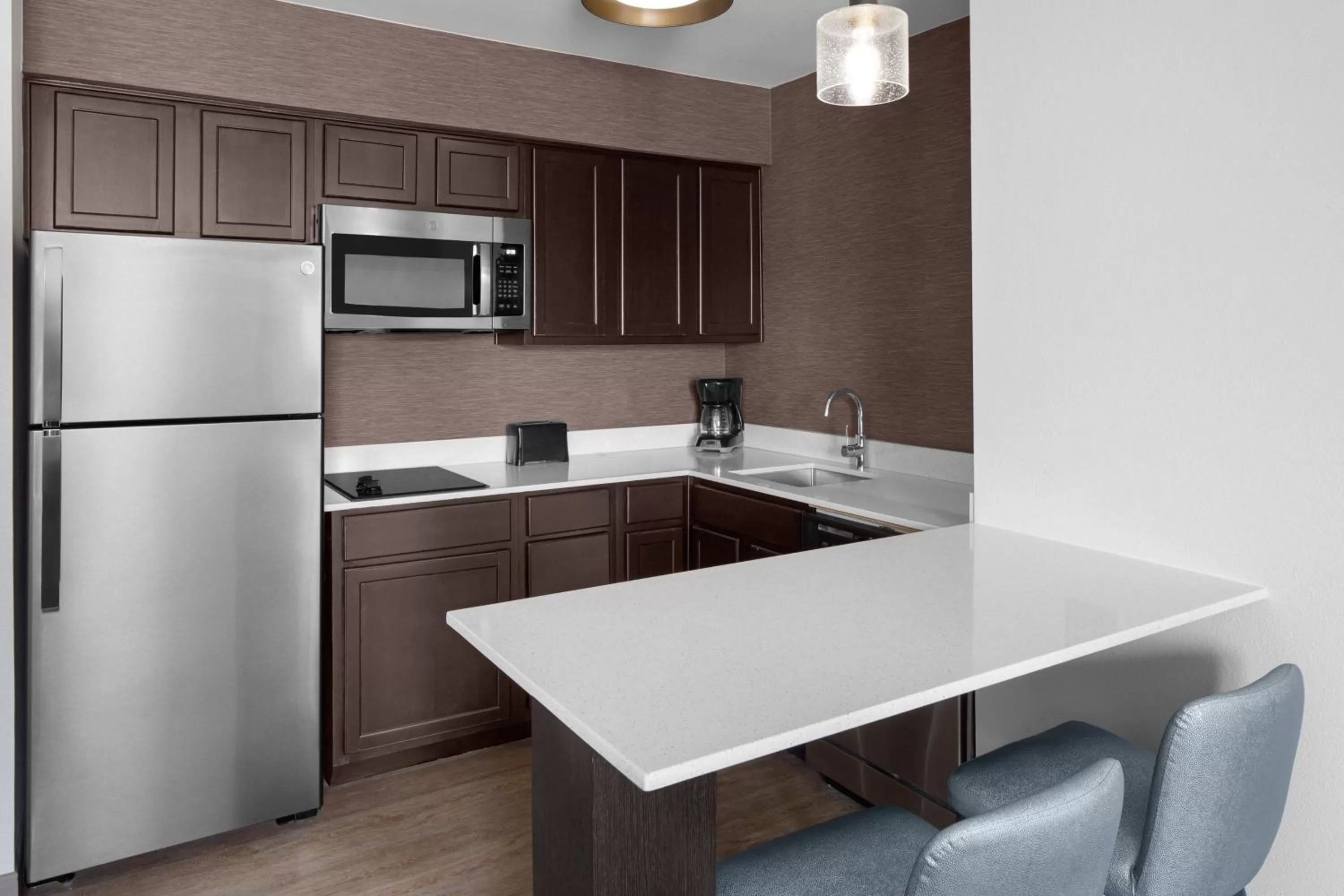 Bedroom in Residence Inn Fort Worth Cultural District