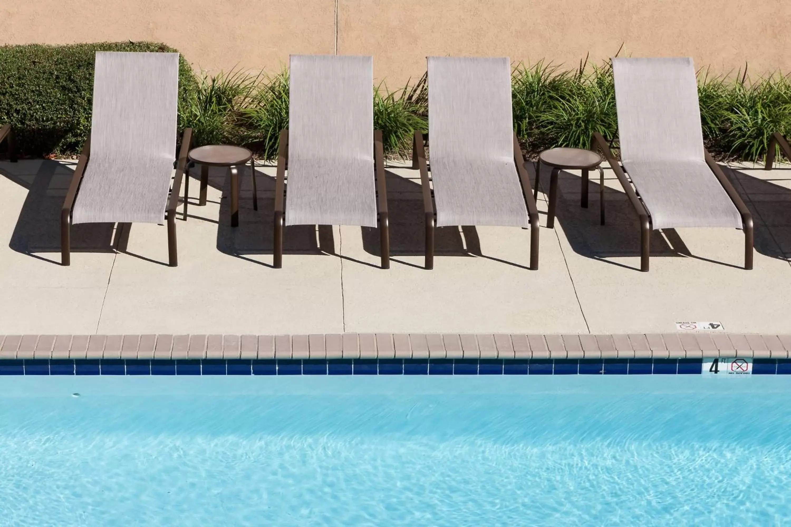 Swimming Pool in Courtyard by Marriott Birmingham Trussville