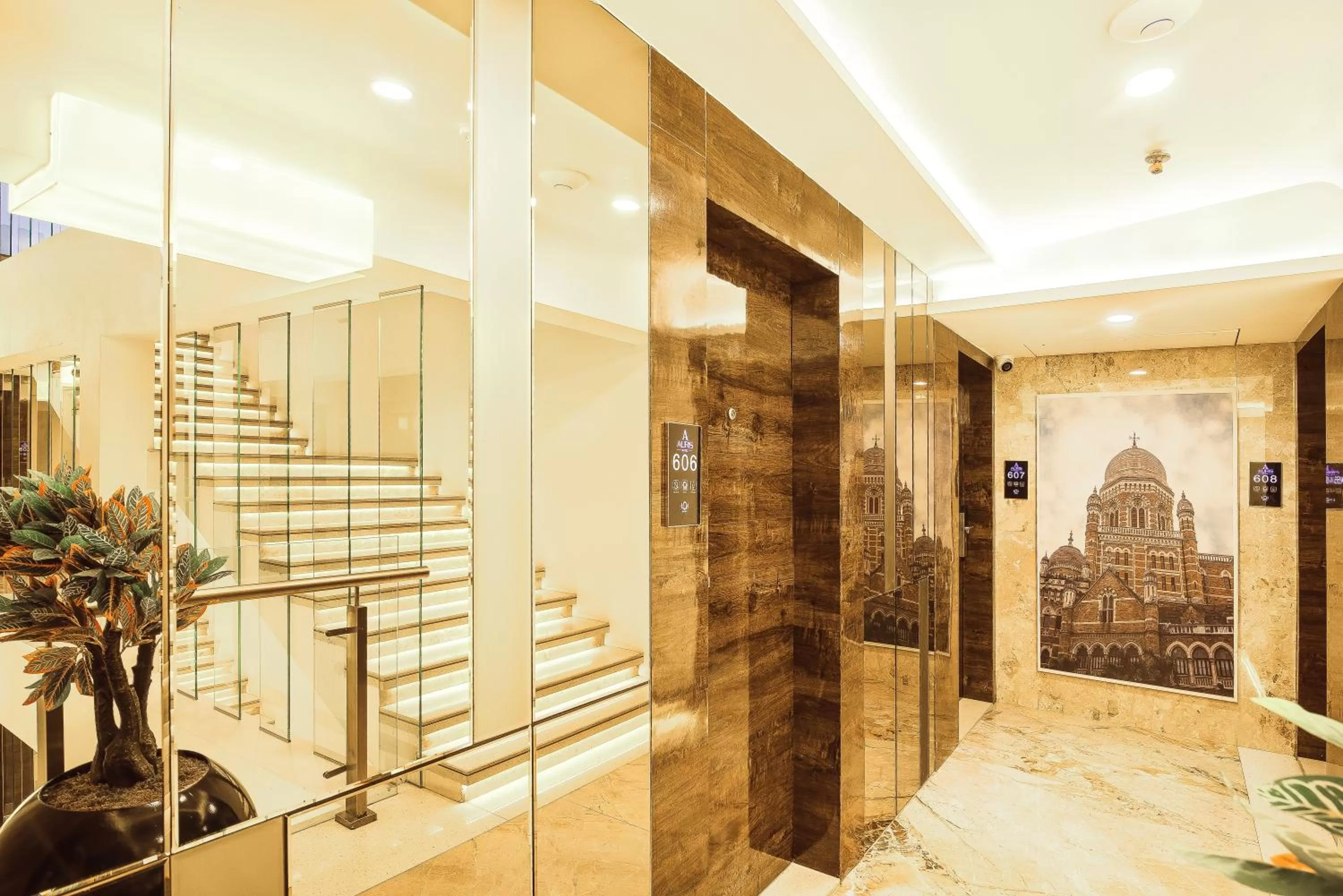 Lobby or reception in Hotel Auris & Banquets, Mumbai International Airport