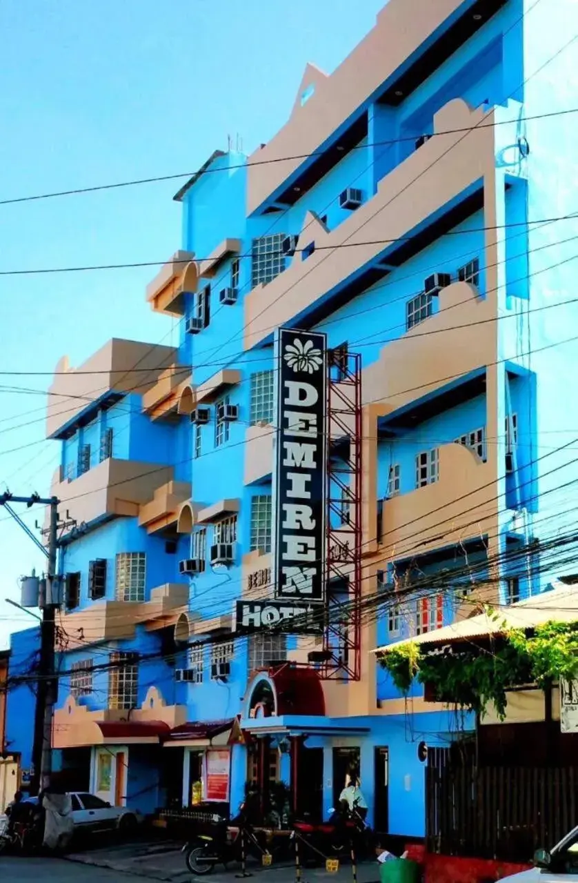 Property Building in Demiren Hotel and Restaurant