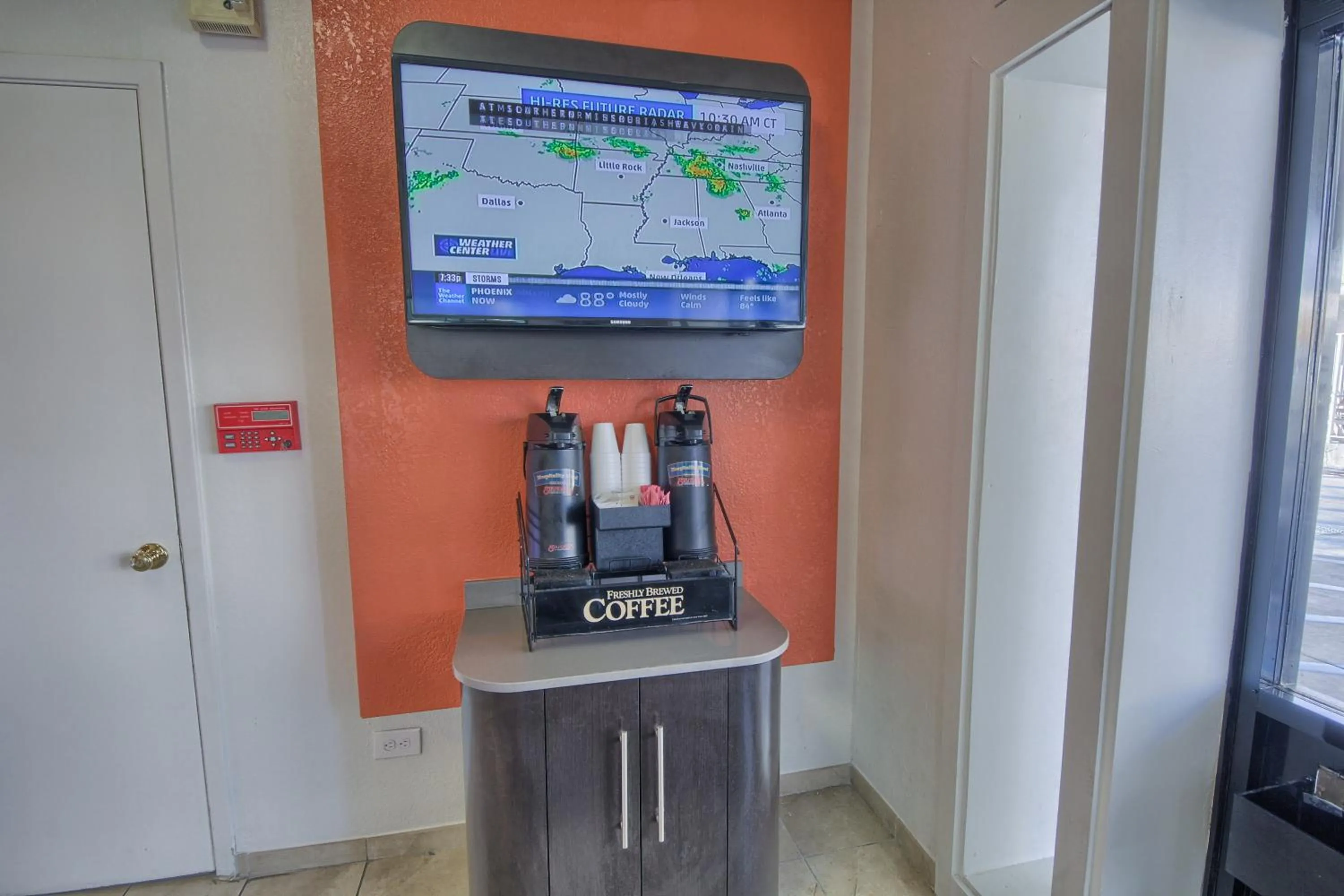 Lobby or reception in Motel 6-San Antonio, TX - Northwest Medical Center