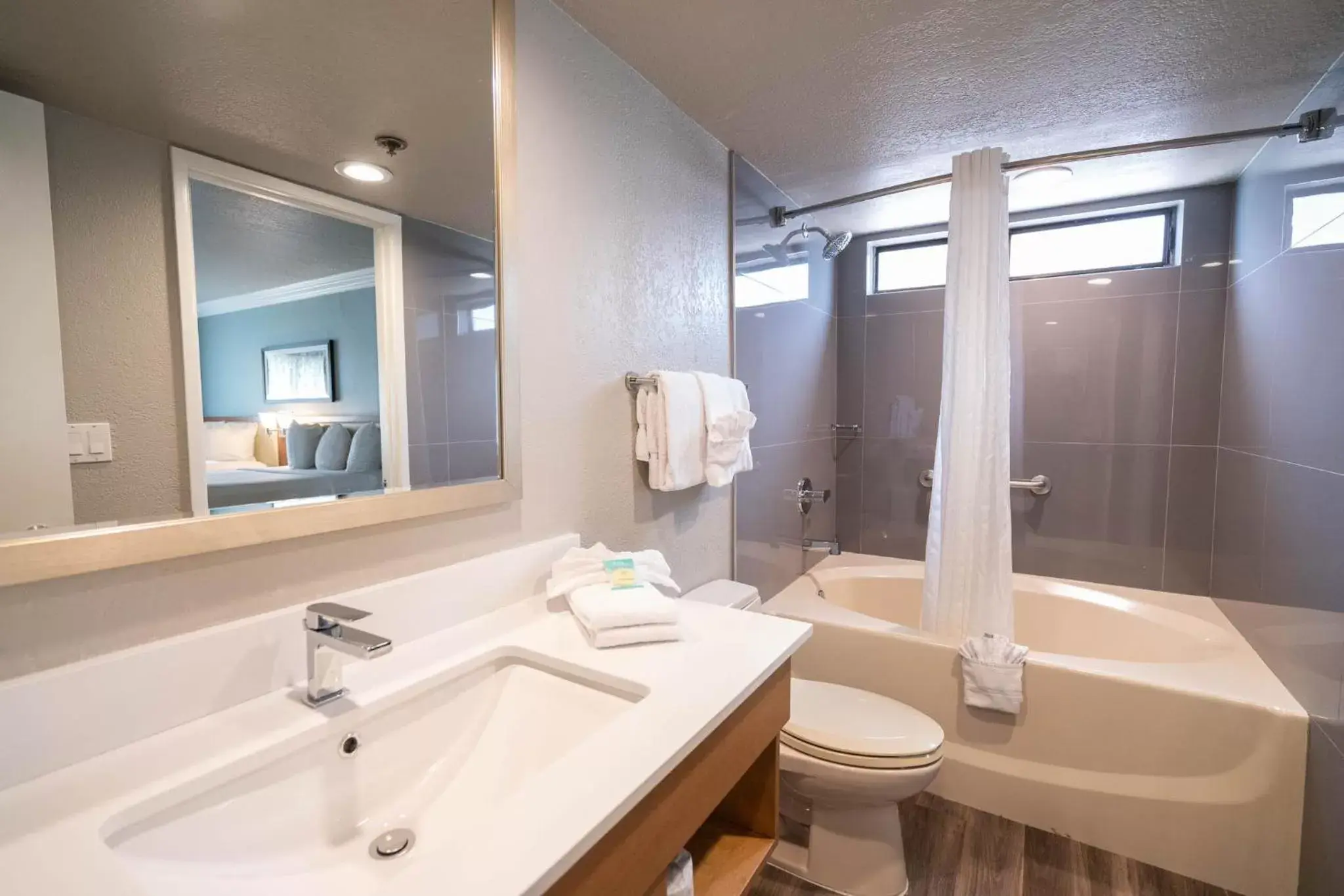 Shower, Bathroom in Alexis Park All Suite Resort