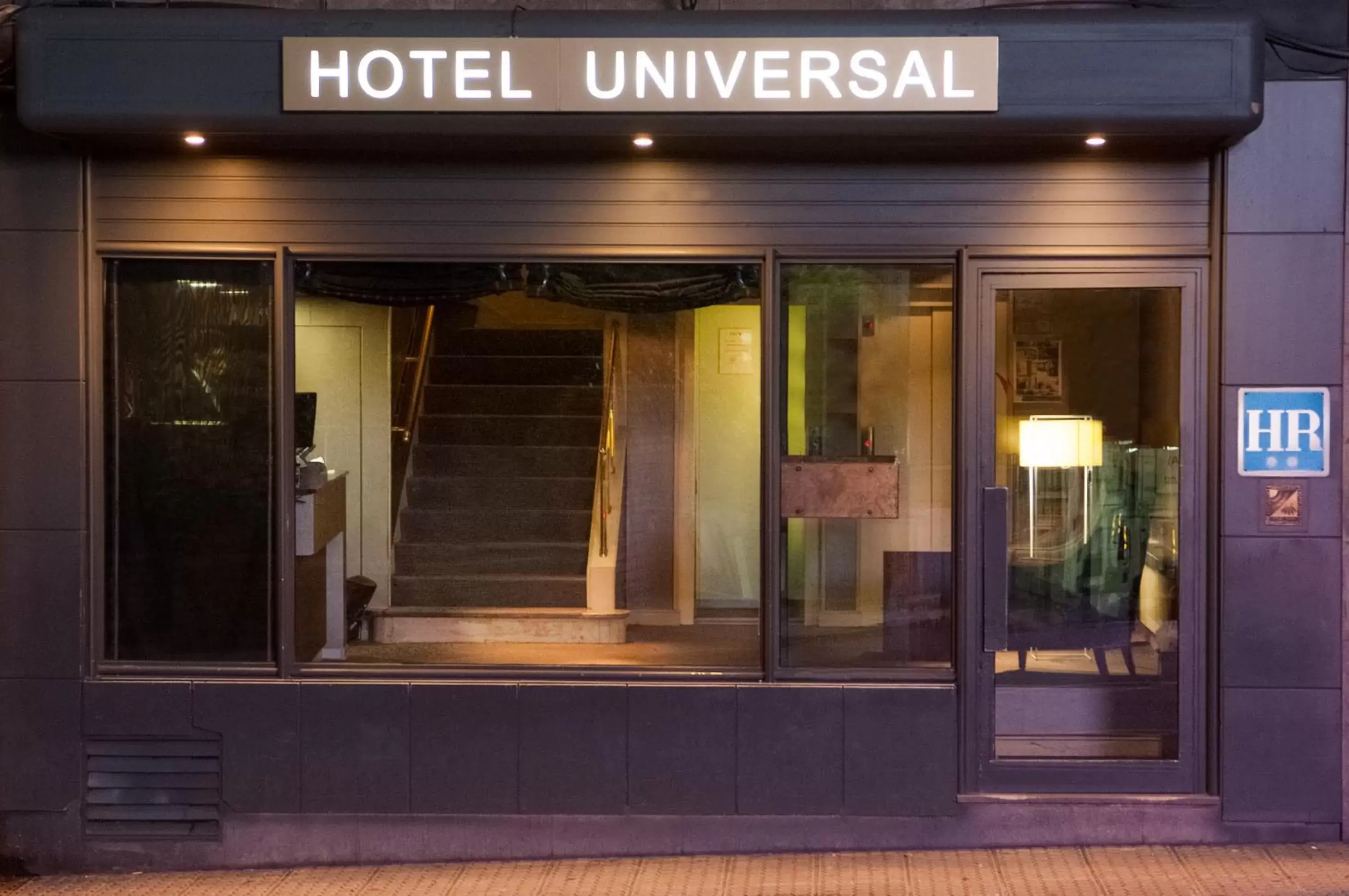 Facade/entrance in Hotel Universal