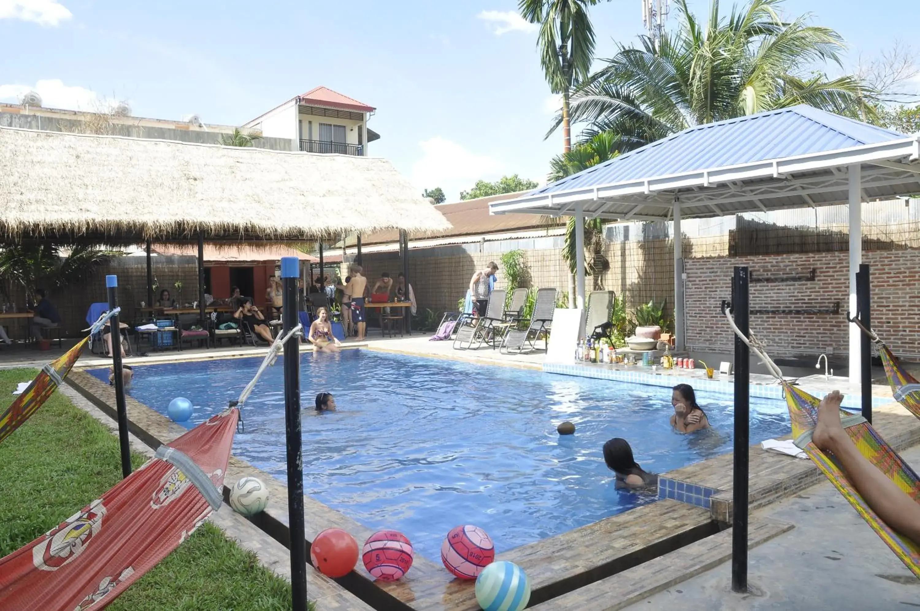 Pool view, Swimming Pool in Pool Party Hostel