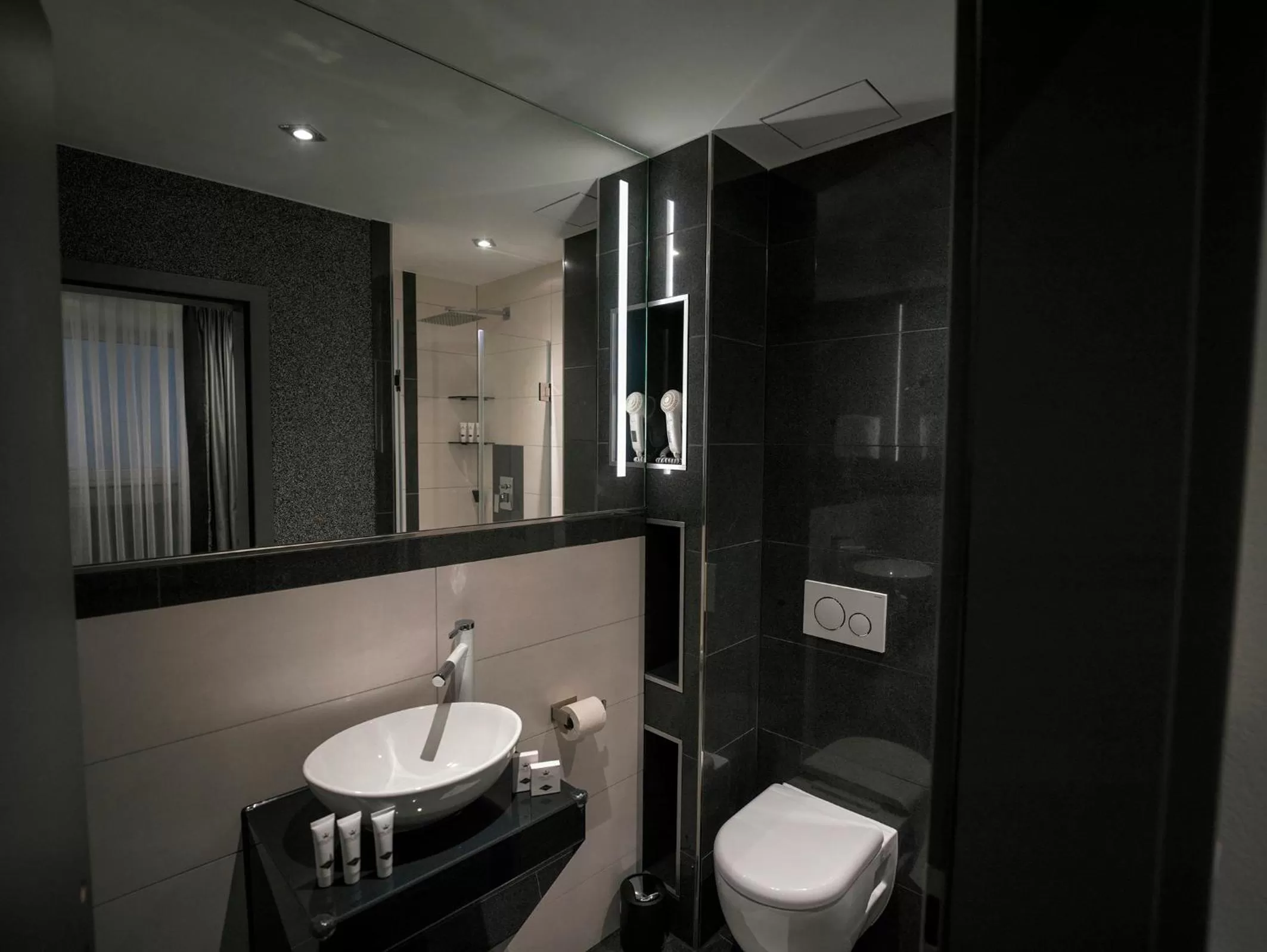 Bathroom in Hotel Royal