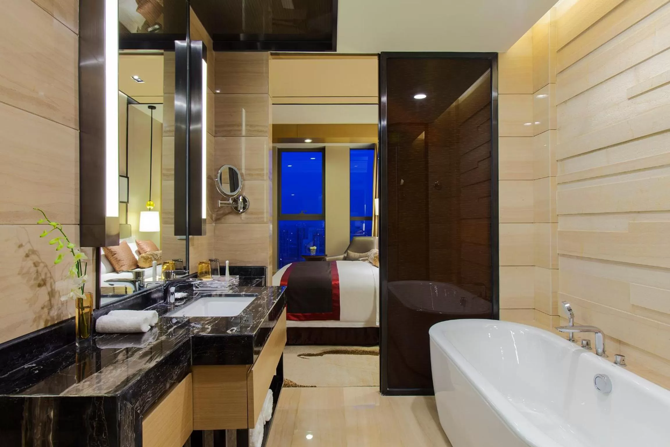 Bathroom in Crowne Plaza Tianjin Meijiangnan by IHG