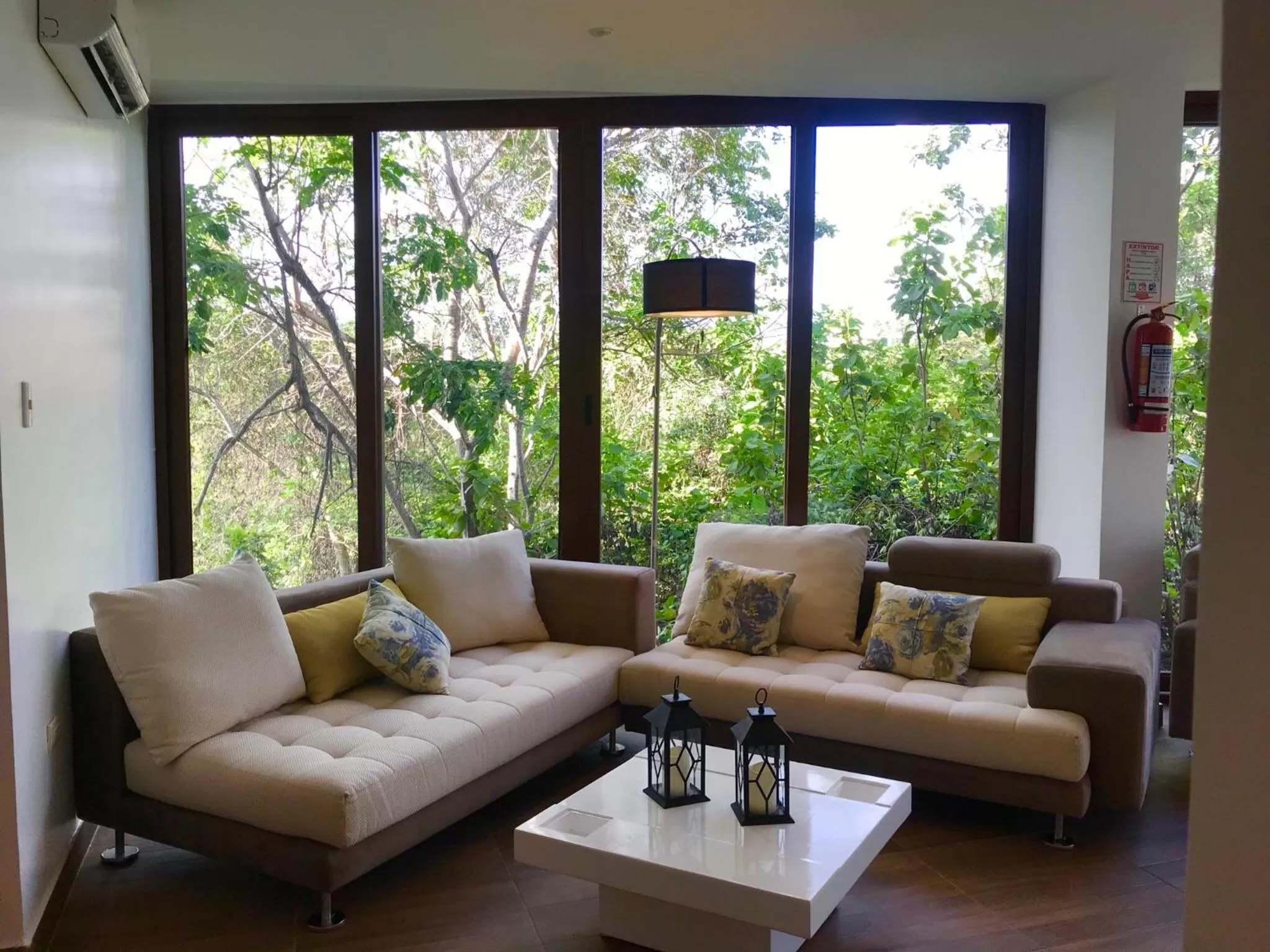Living room in Hotel La Isla