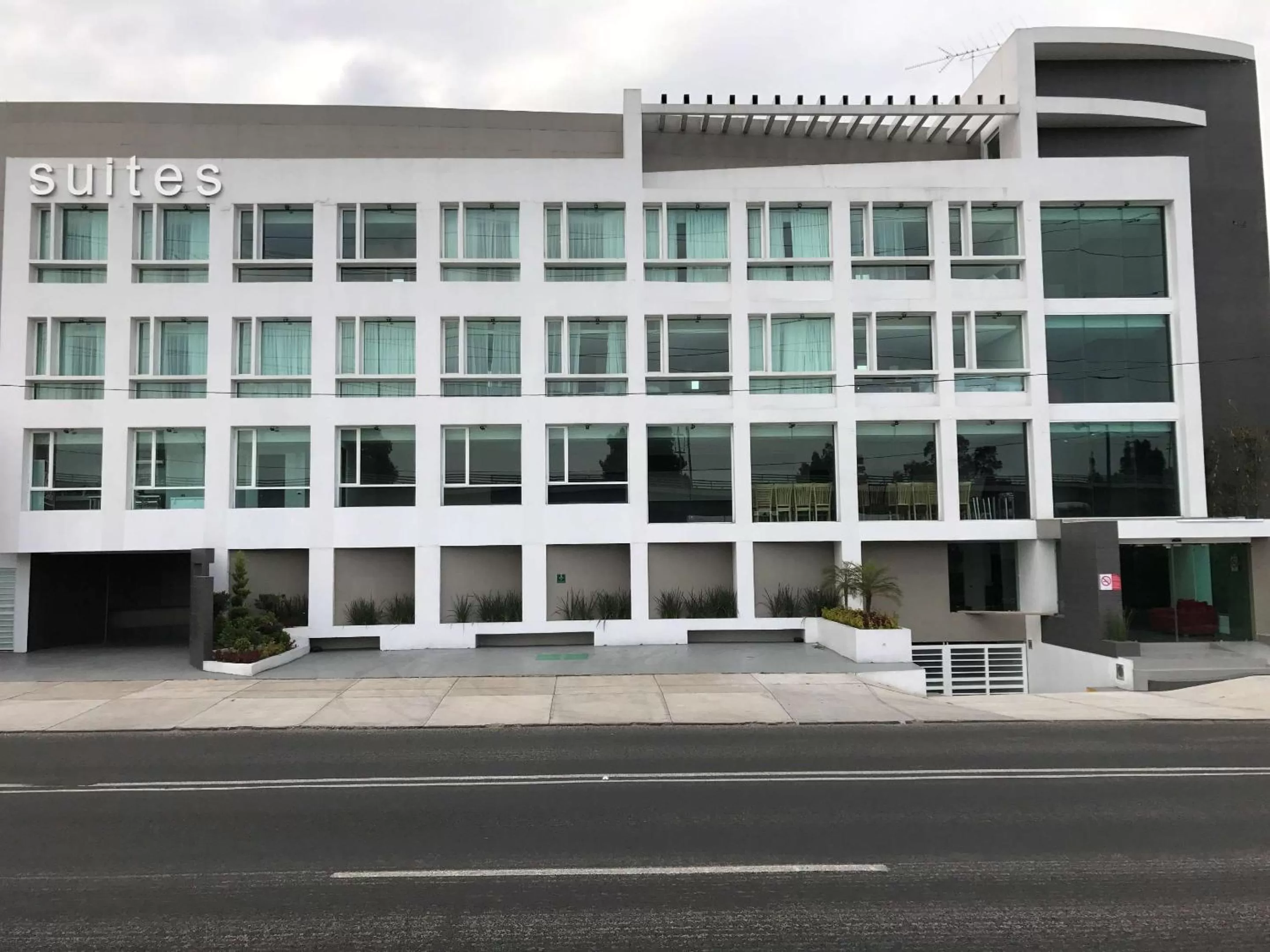 Property building in Best Western Plus Metepec & Suites