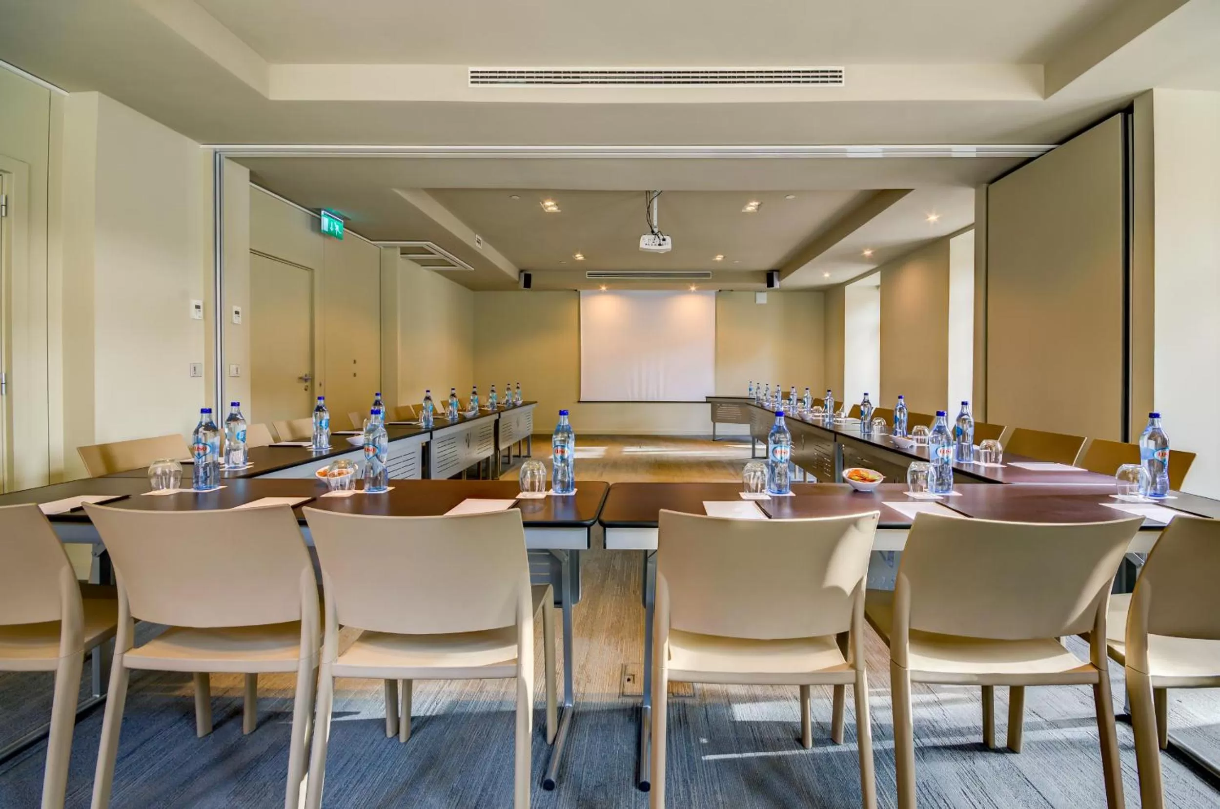 Meeting/conference room in Vincci Liberdade