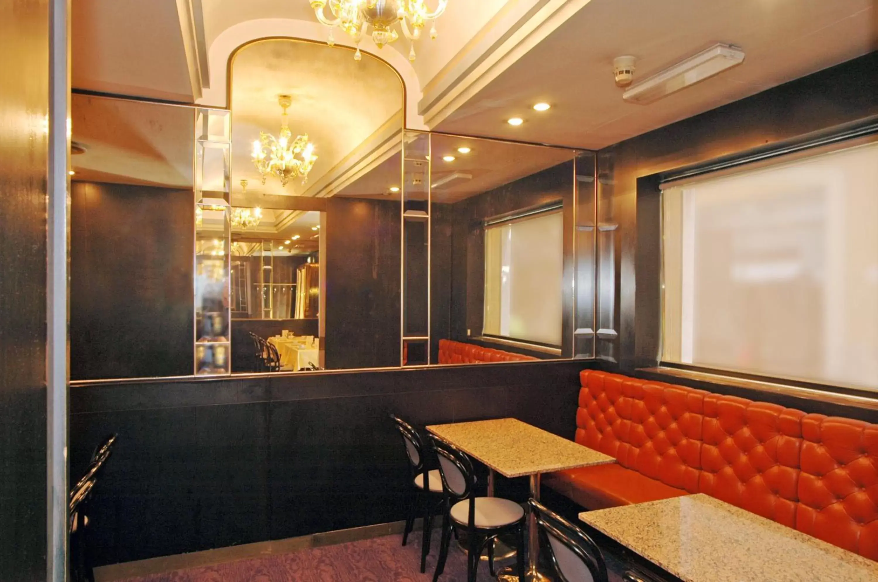 Restaurant/places to eat in Hotel Centrale Byron Restaurant/places to eat in Hotel Centrale Byron