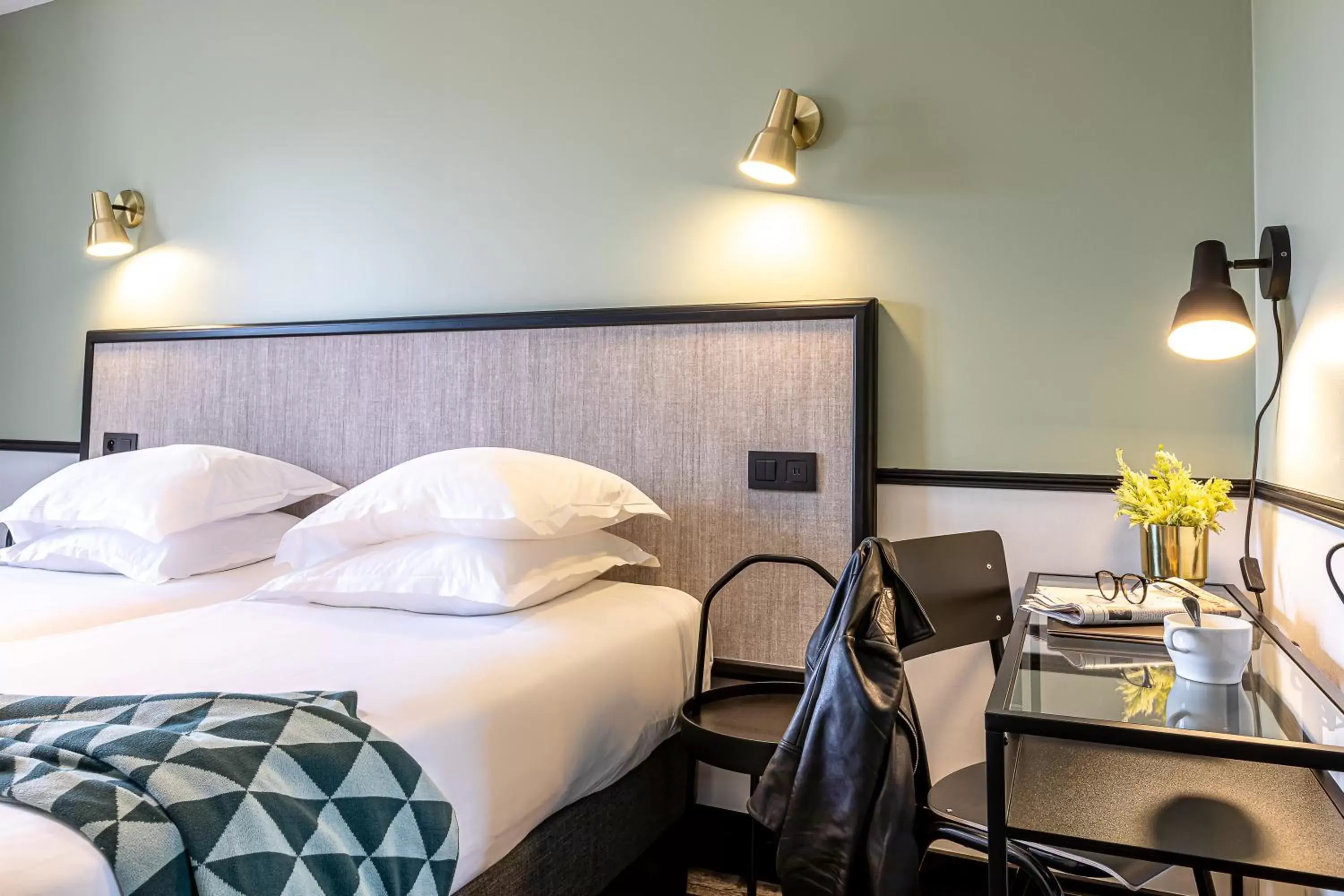 Bed in Hotel de l'Aqueduc Bed in Hotel de l'Aqueduc